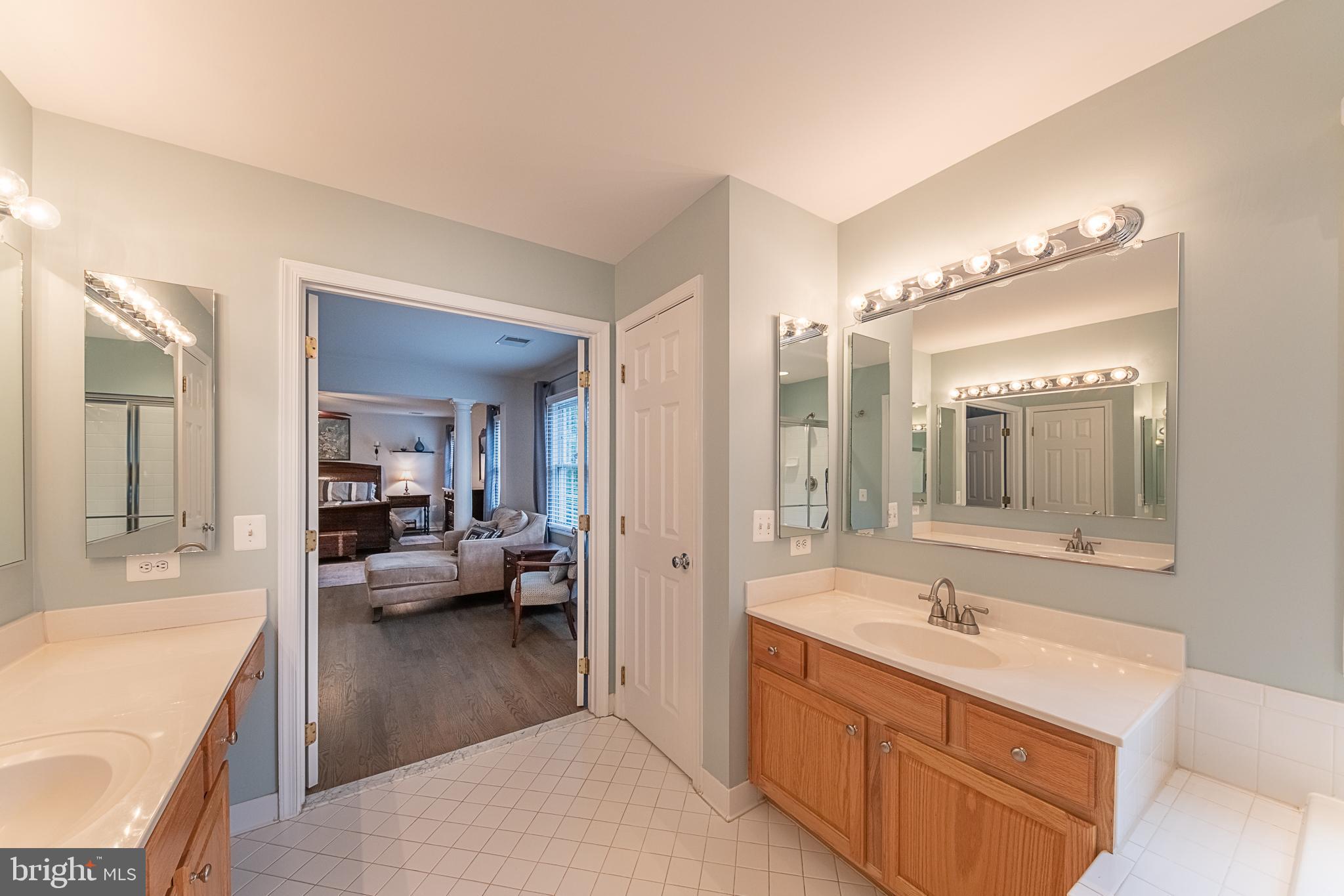 ASHBURN STATION - Residential