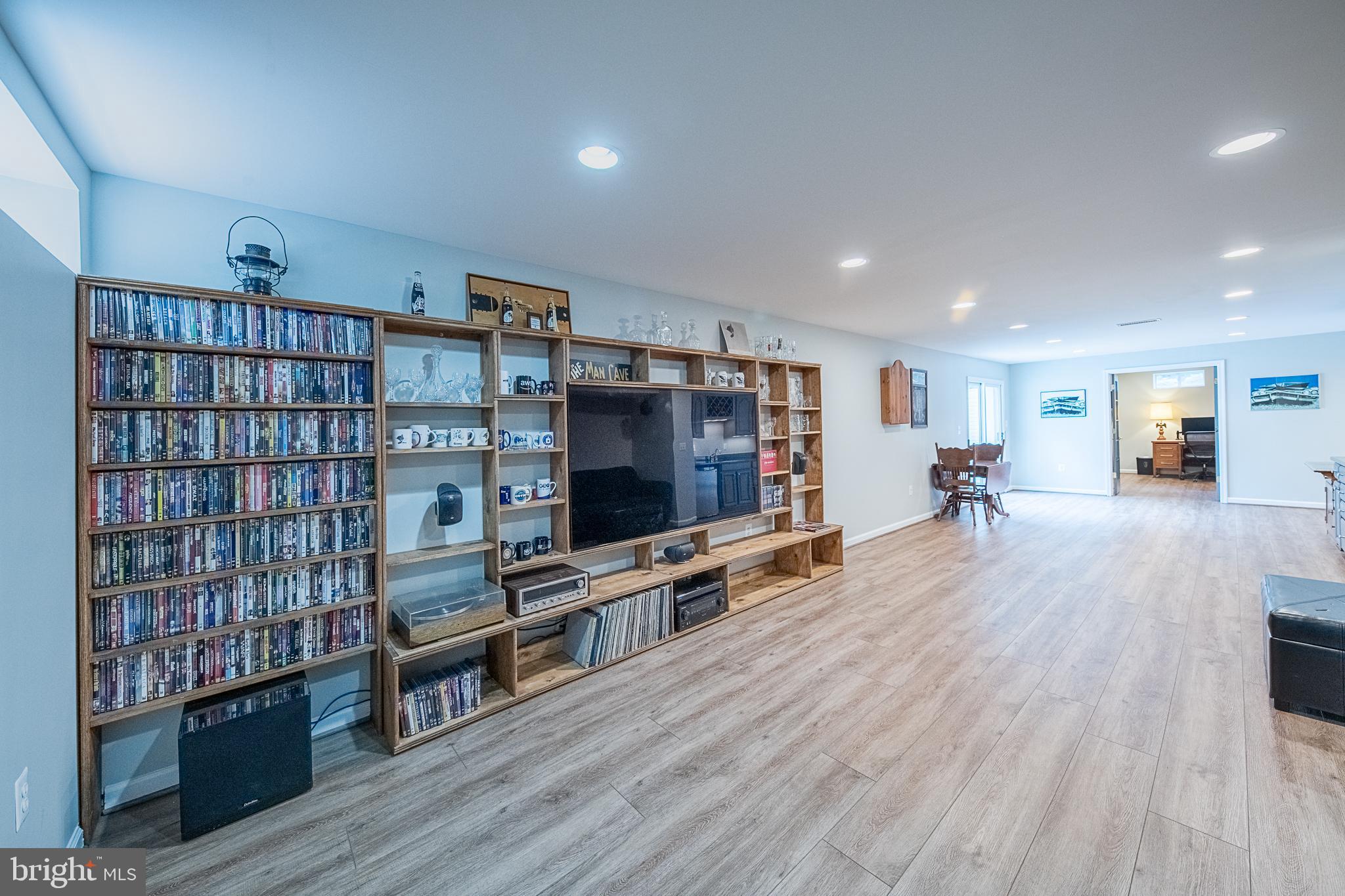 ASHBURN STATION - Residential