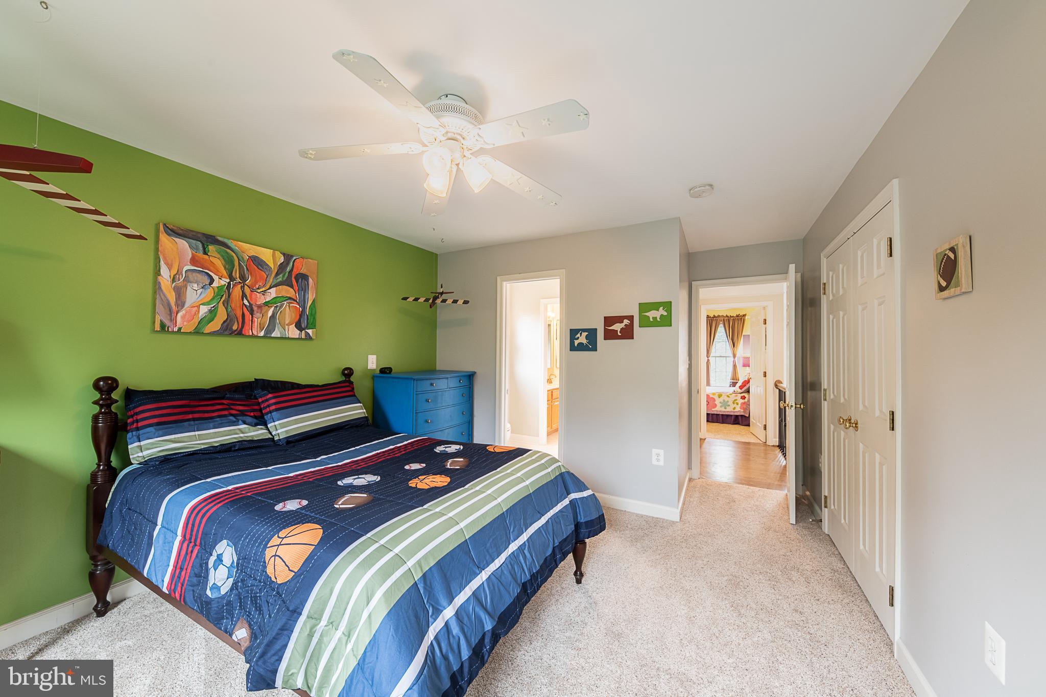 ASHBURN STATION - Residential