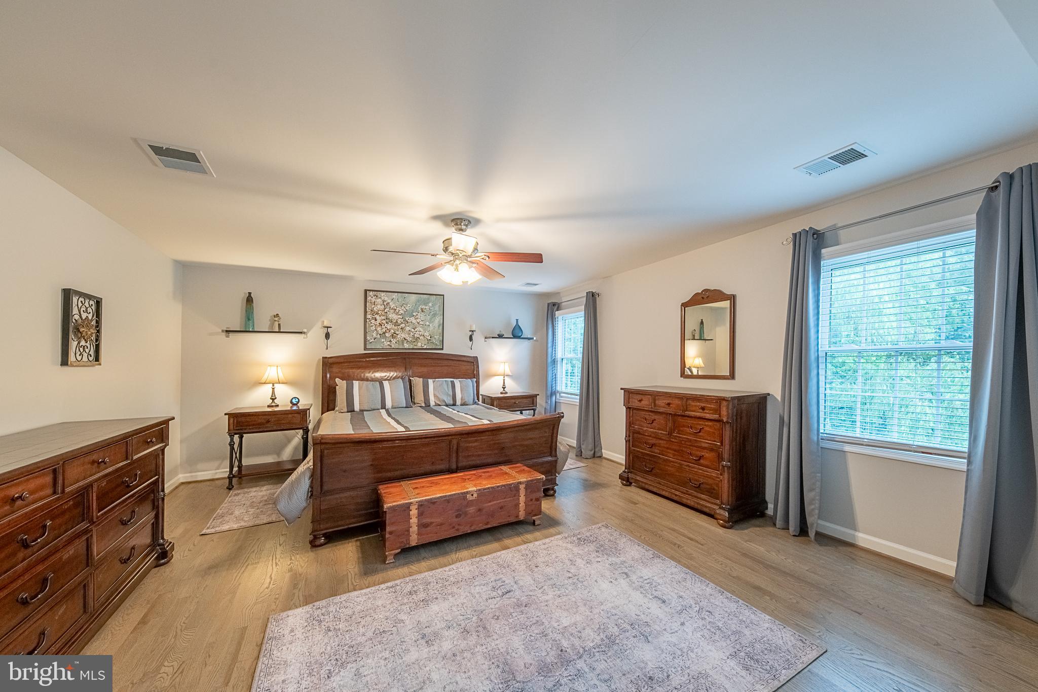 ASHBURN STATION - Residential