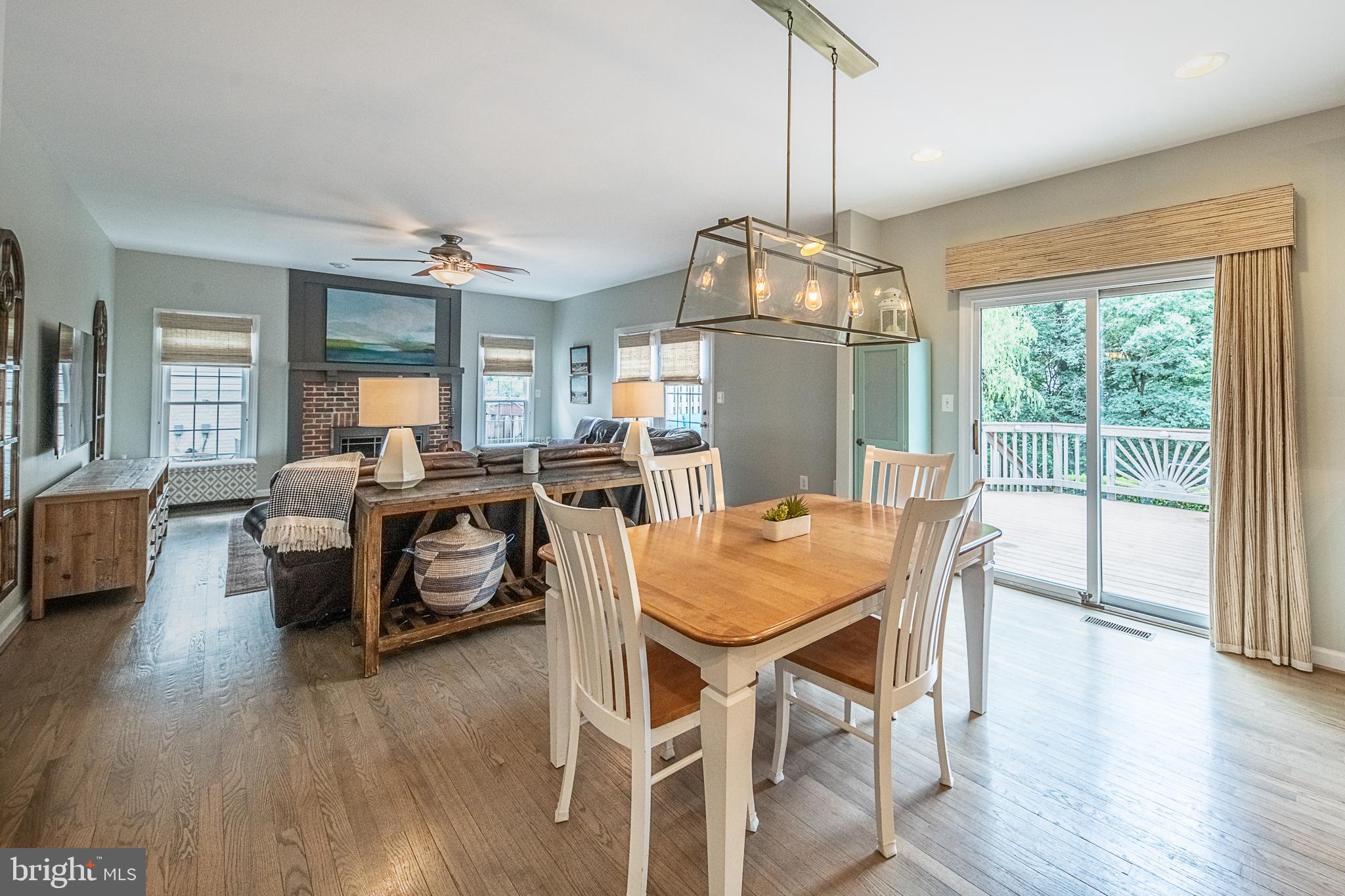 ASHBURN STATION - Residential