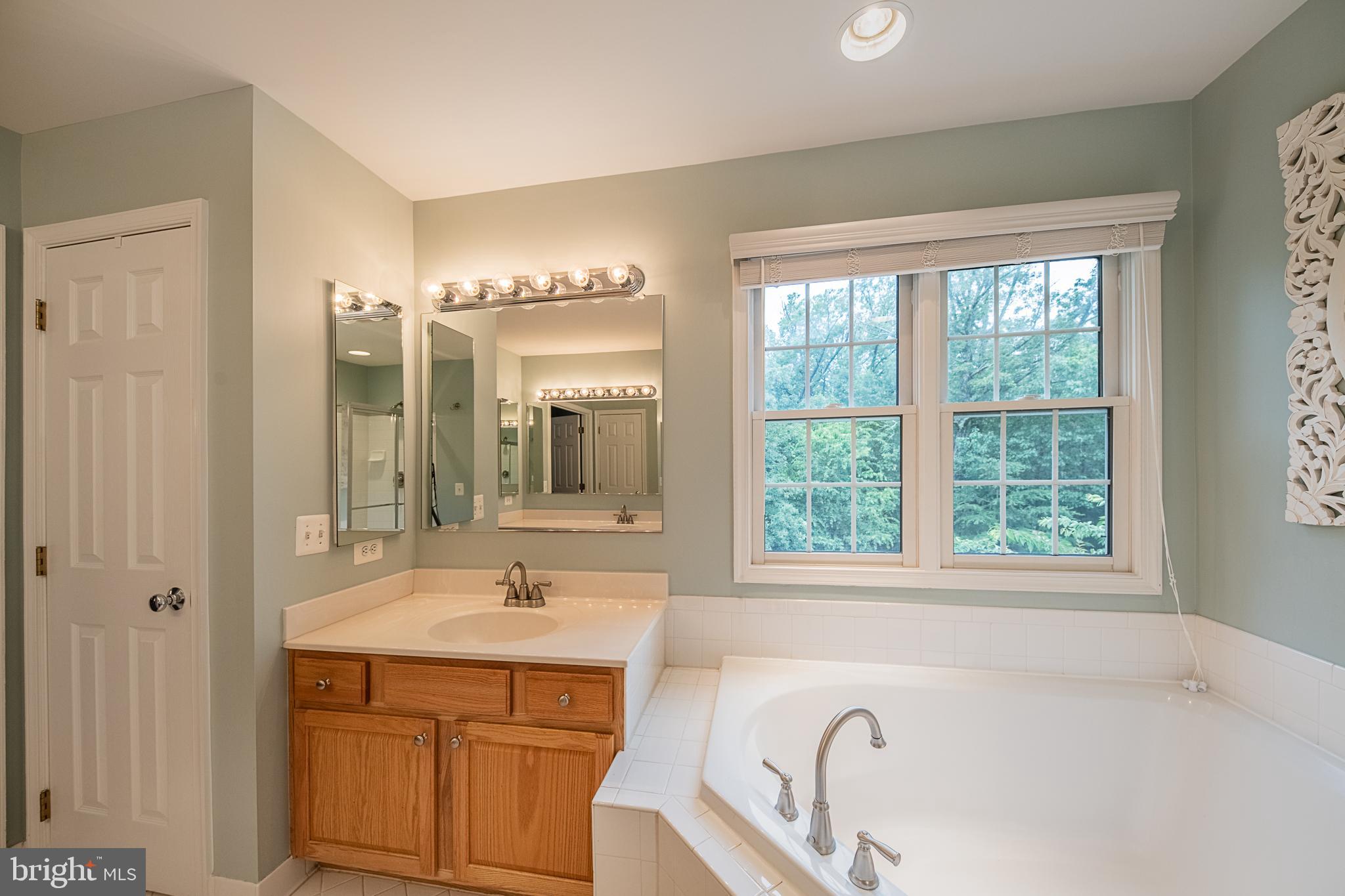 ASHBURN STATION - Residential