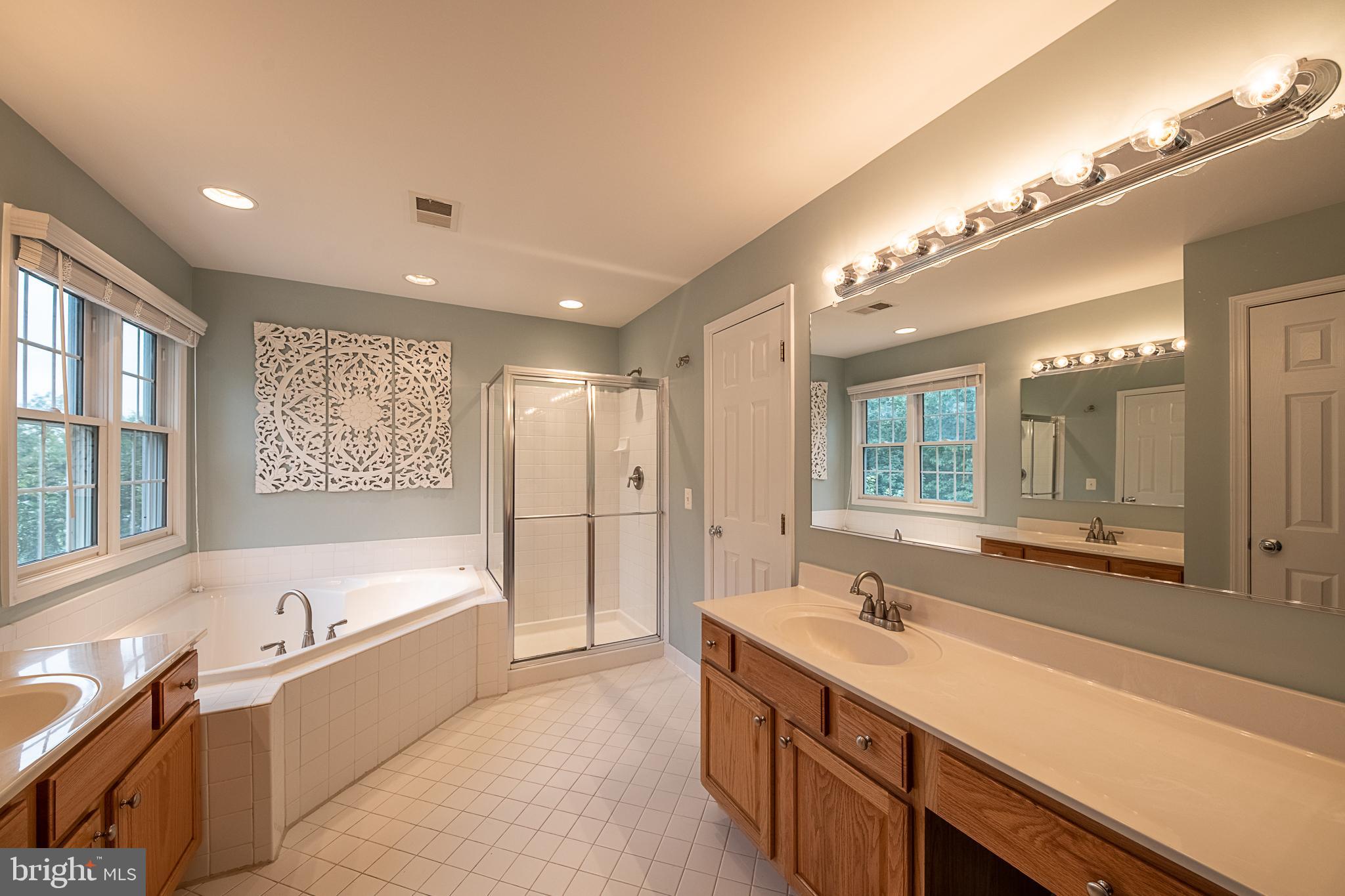 ASHBURN STATION - Residential