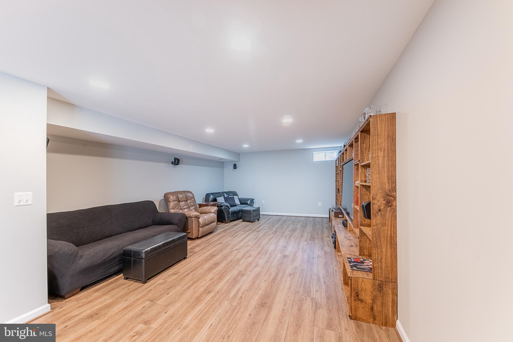 ASHBURN STATION - Residential