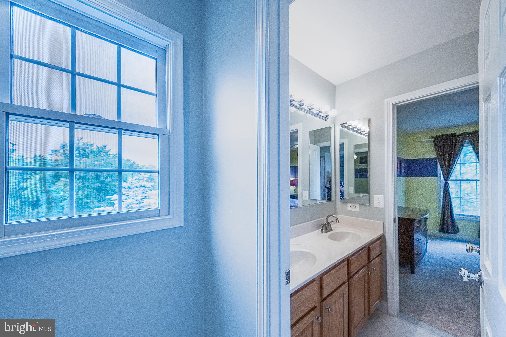 ASHBURN STATION - Residential