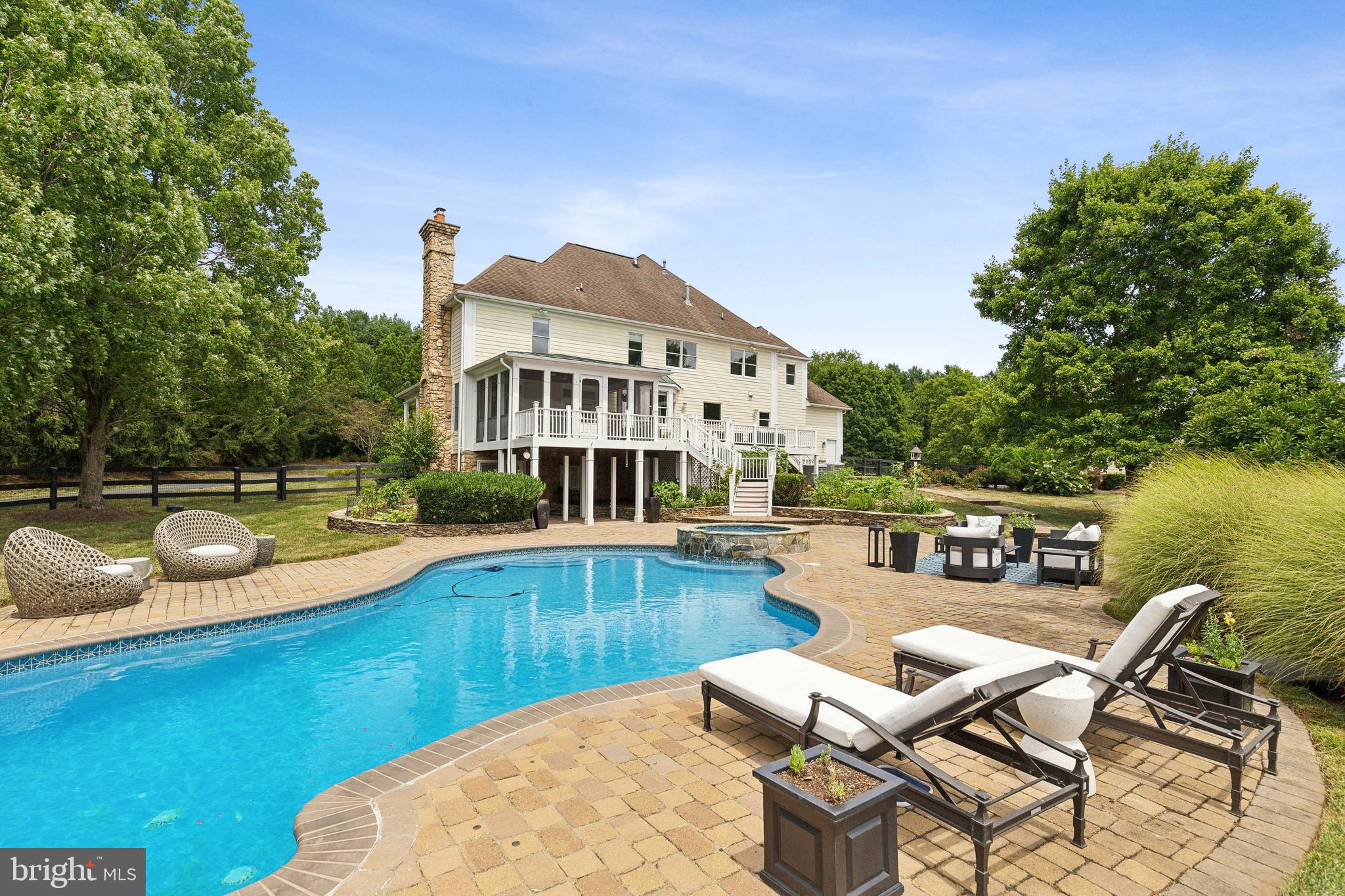 BIG SPRING FARM - Residential