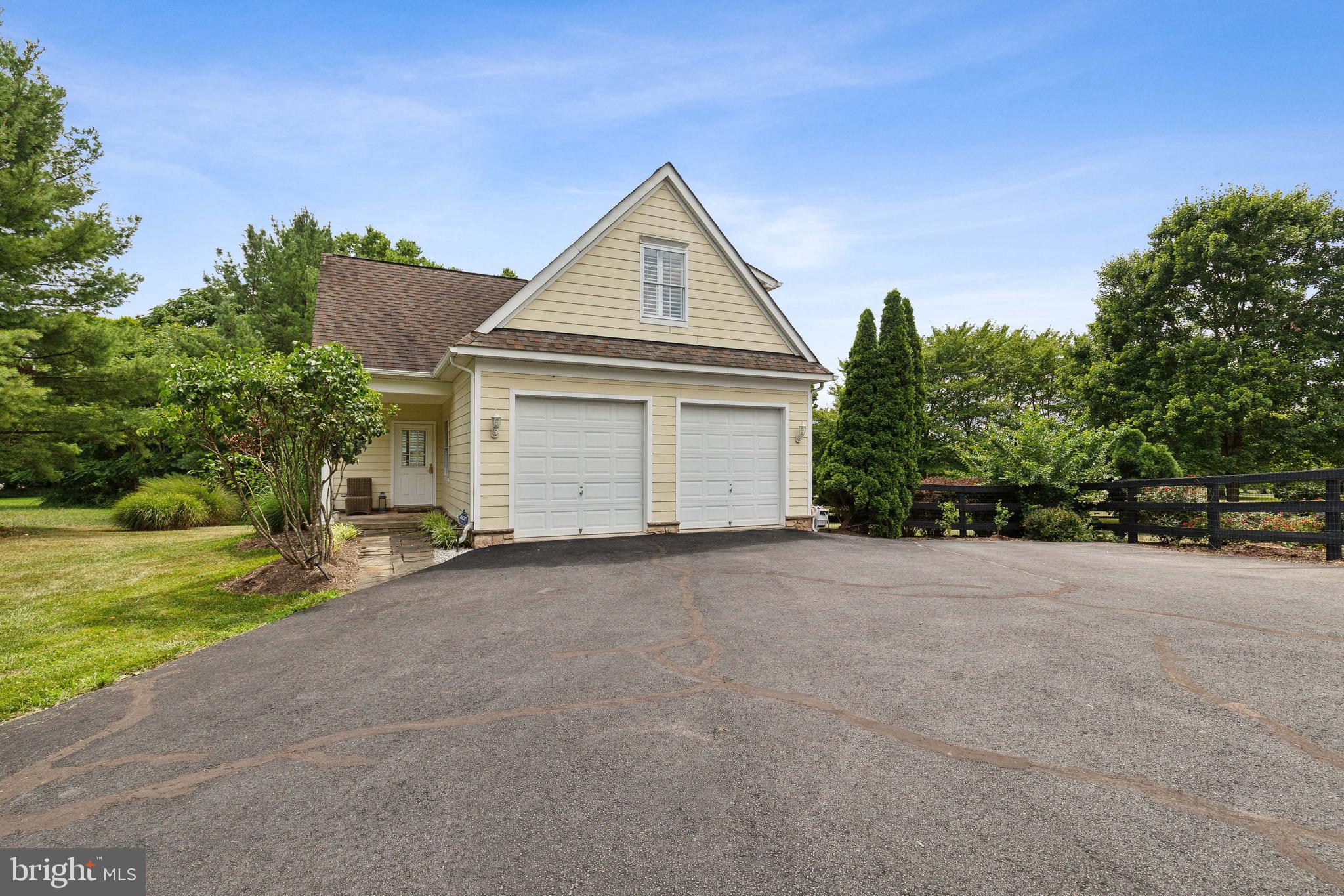 BIG SPRING FARM - Residential