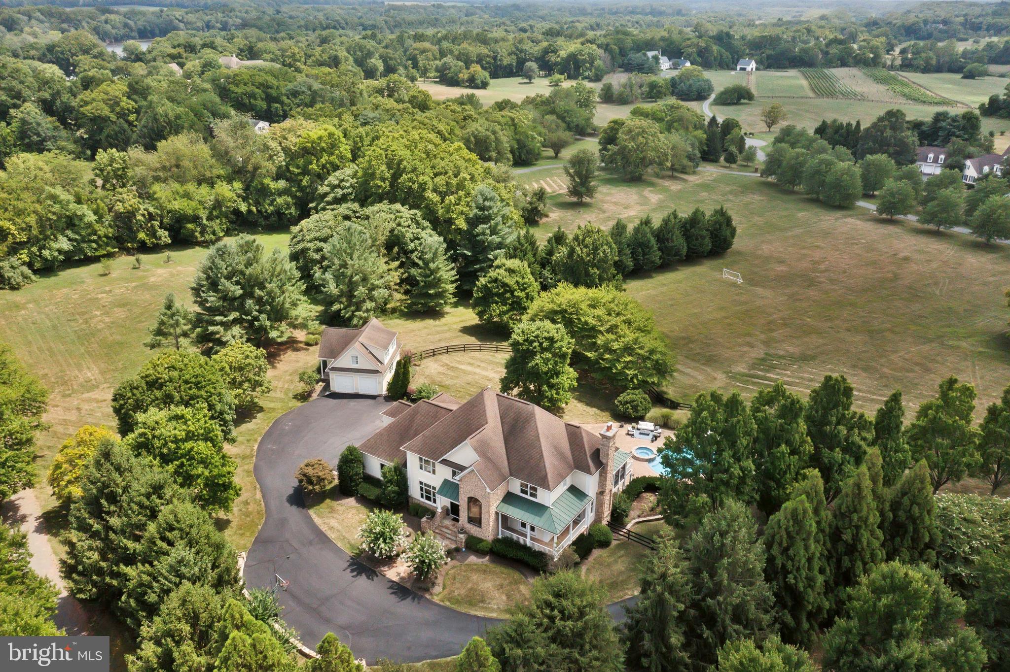 BIG SPRING FARM - Residential