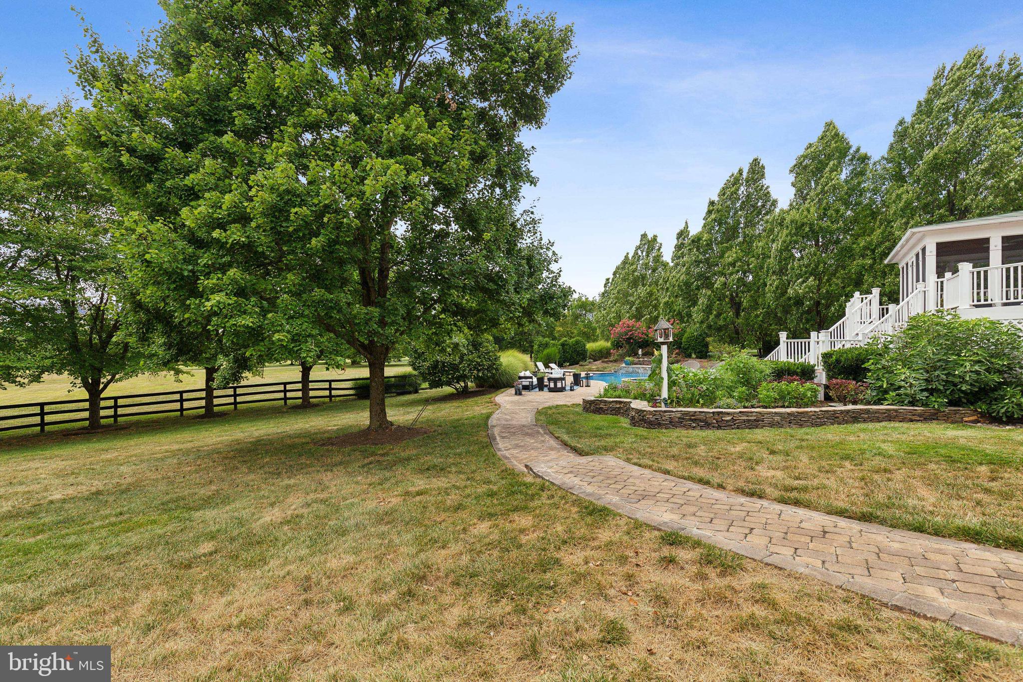 BIG SPRING FARM - Residential