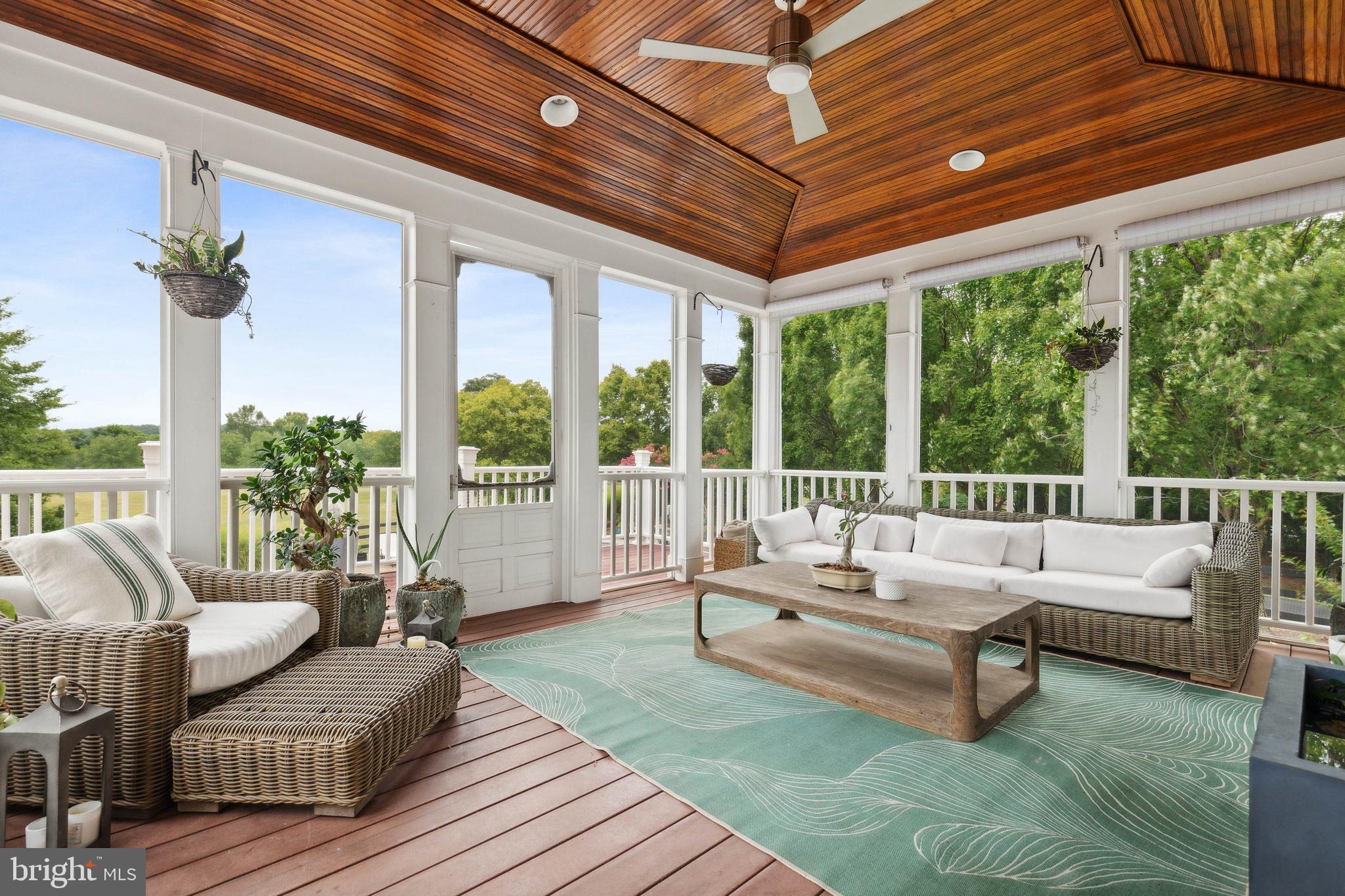 BIG SPRING FARM - Residential