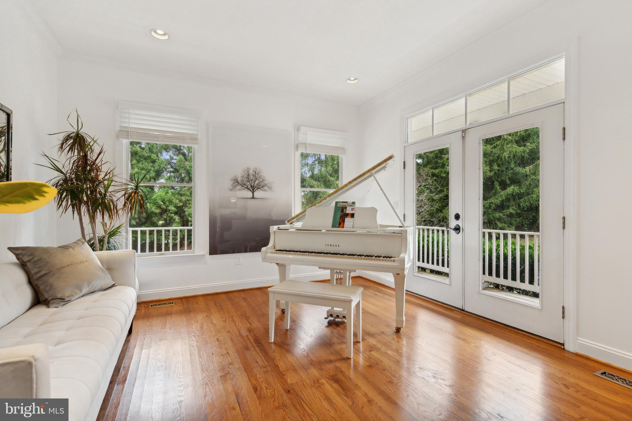 BIG SPRING FARM - Residential