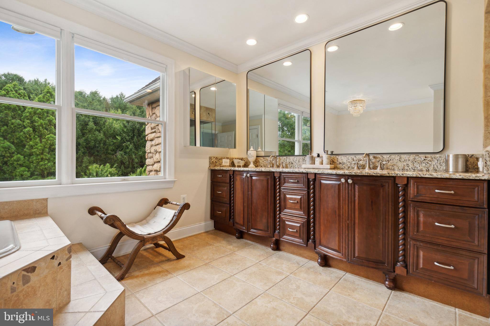 BIG SPRING FARM - Residential