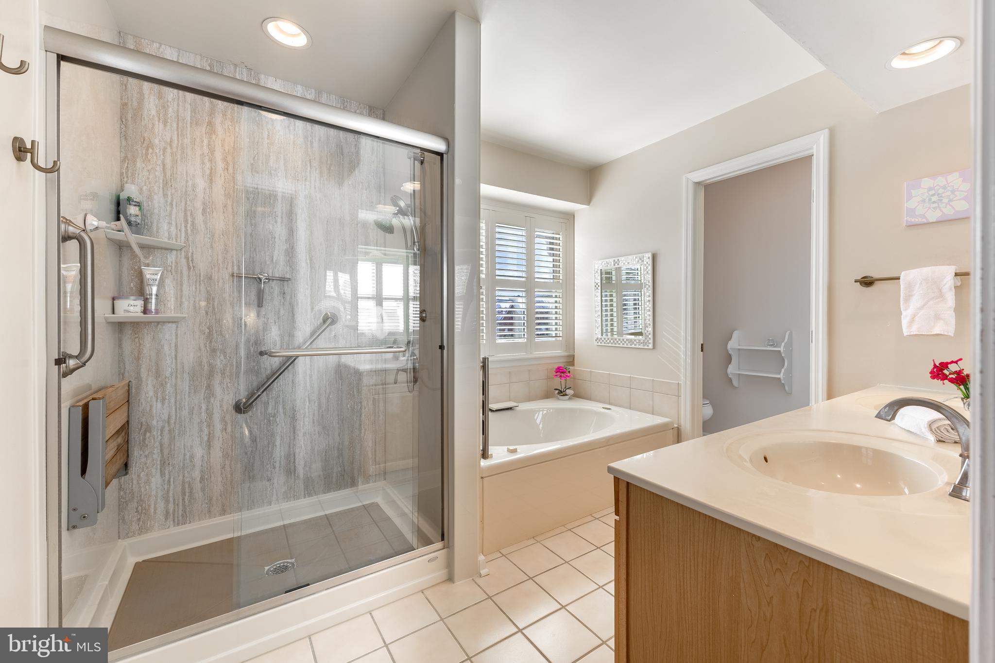 CHESTNUT RIDGE - Residential