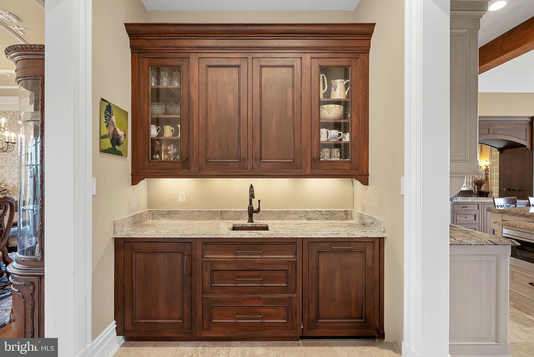 CREIGHTON FARMS - Residential