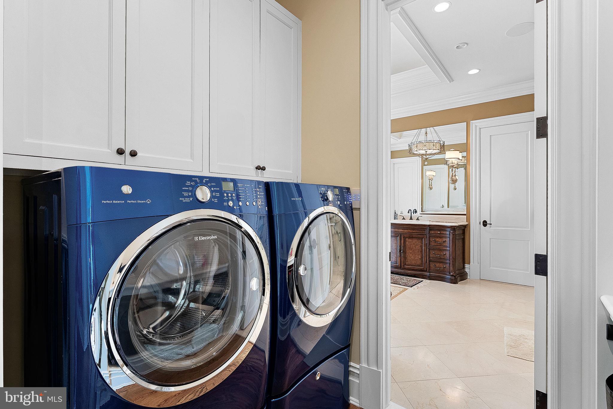 CREIGHTON FARMS - Residential