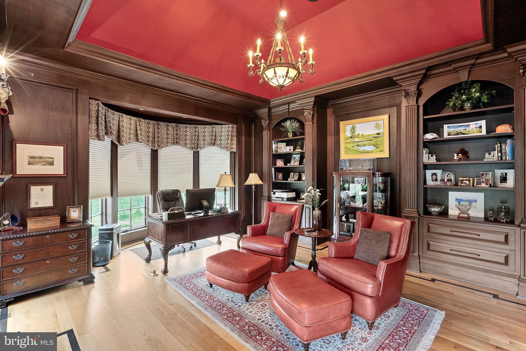 CREIGHTON FARMS - Residential