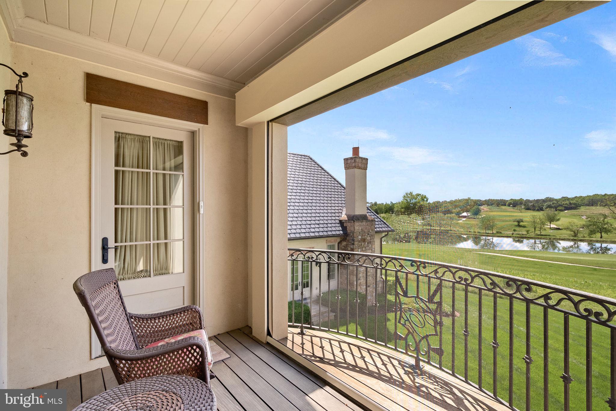 CREIGHTON FARMS - Residential