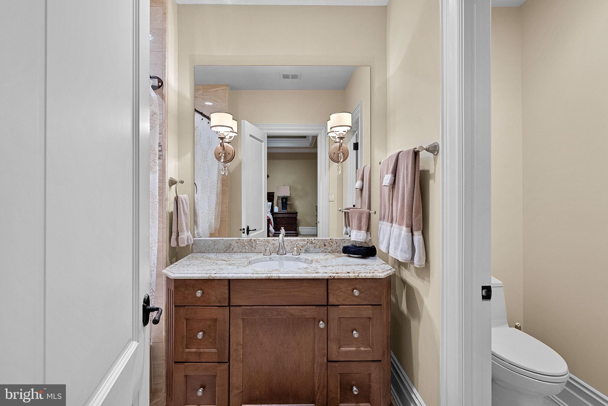 CREIGHTON FARMS - Residential