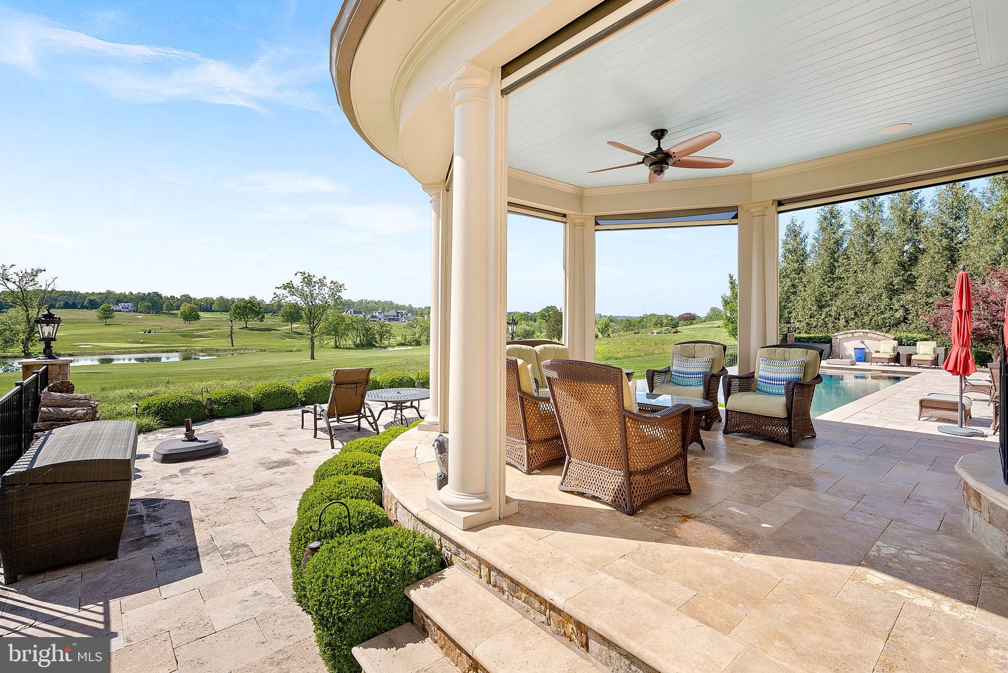 CREIGHTON FARMS - Residential