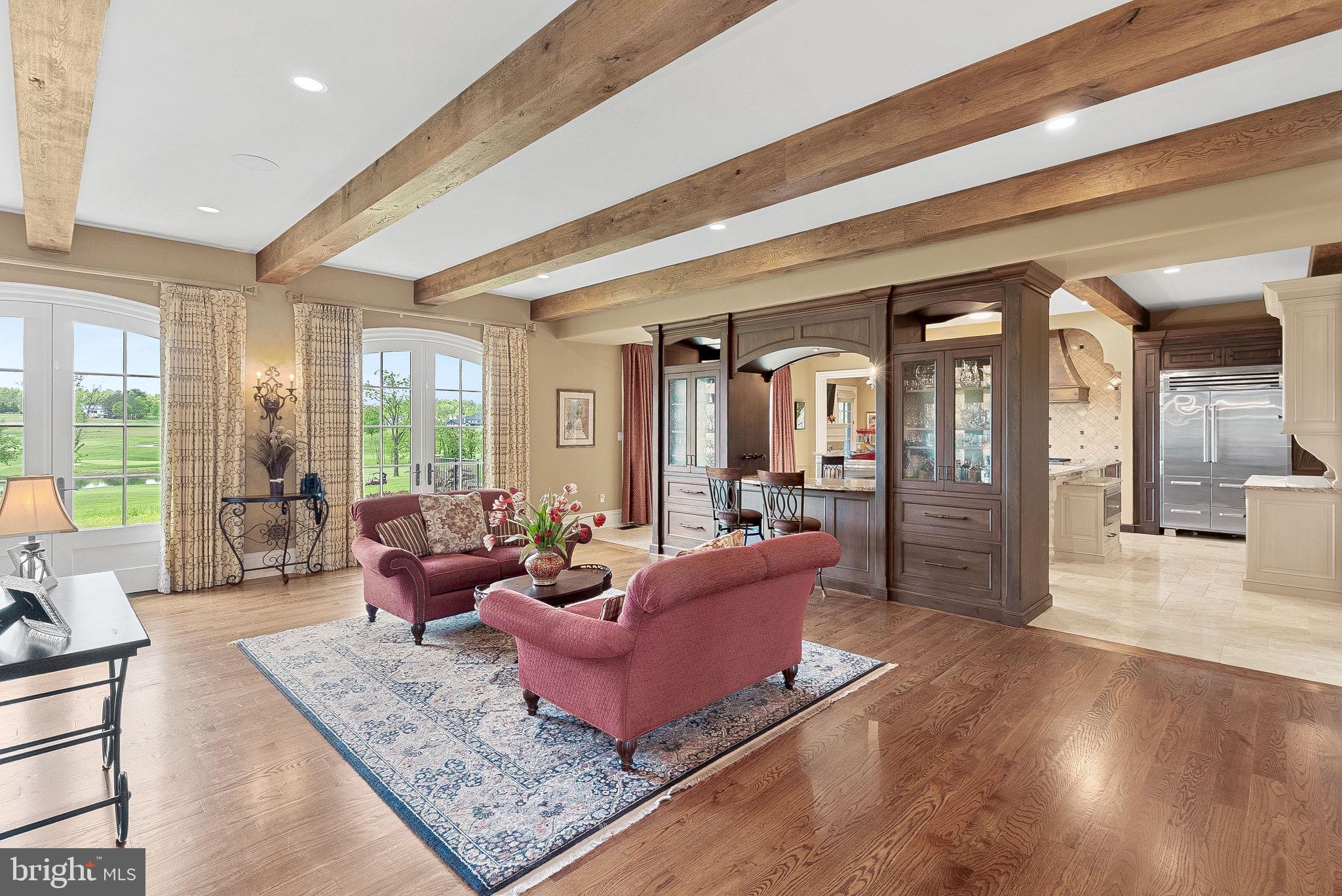 CREIGHTON FARMS - Residential