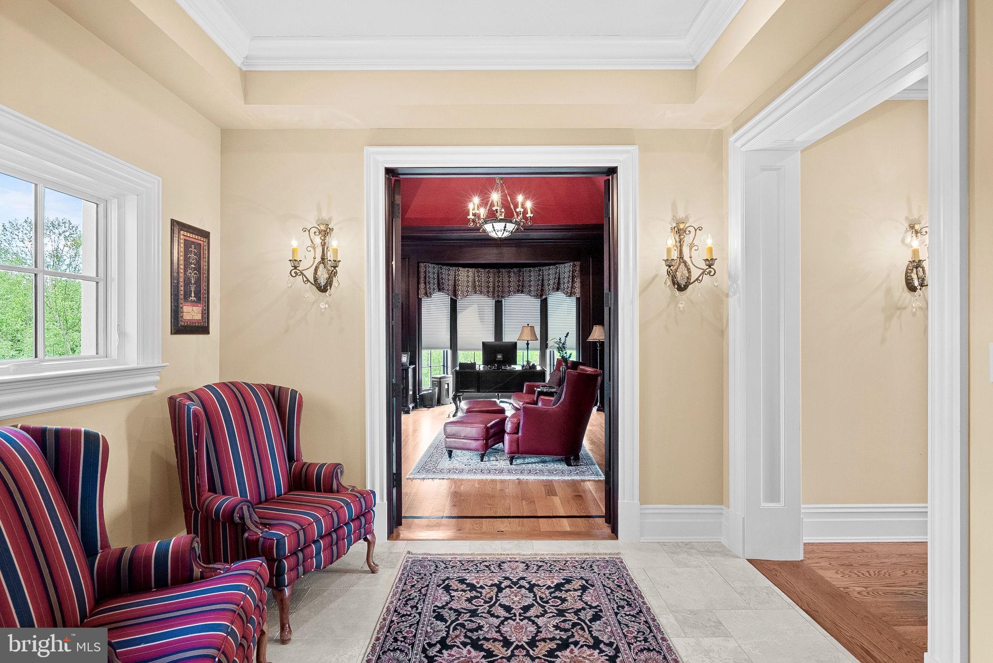 CREIGHTON FARMS - Residential