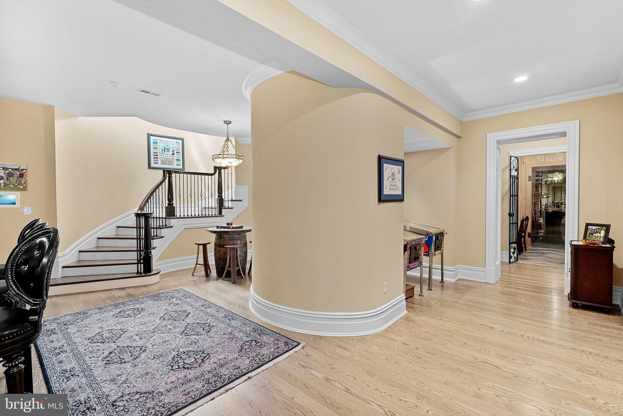 CREIGHTON FARMS - Residential