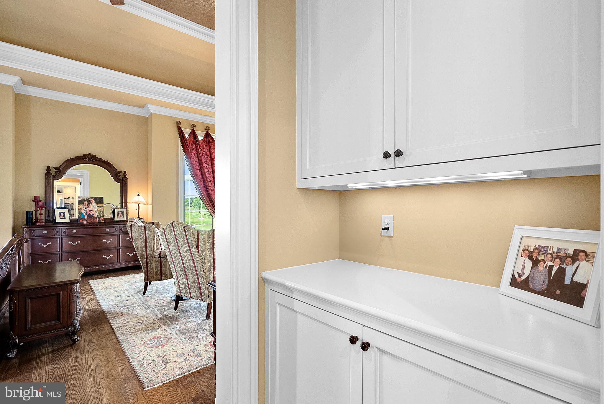 CREIGHTON FARMS - Residential