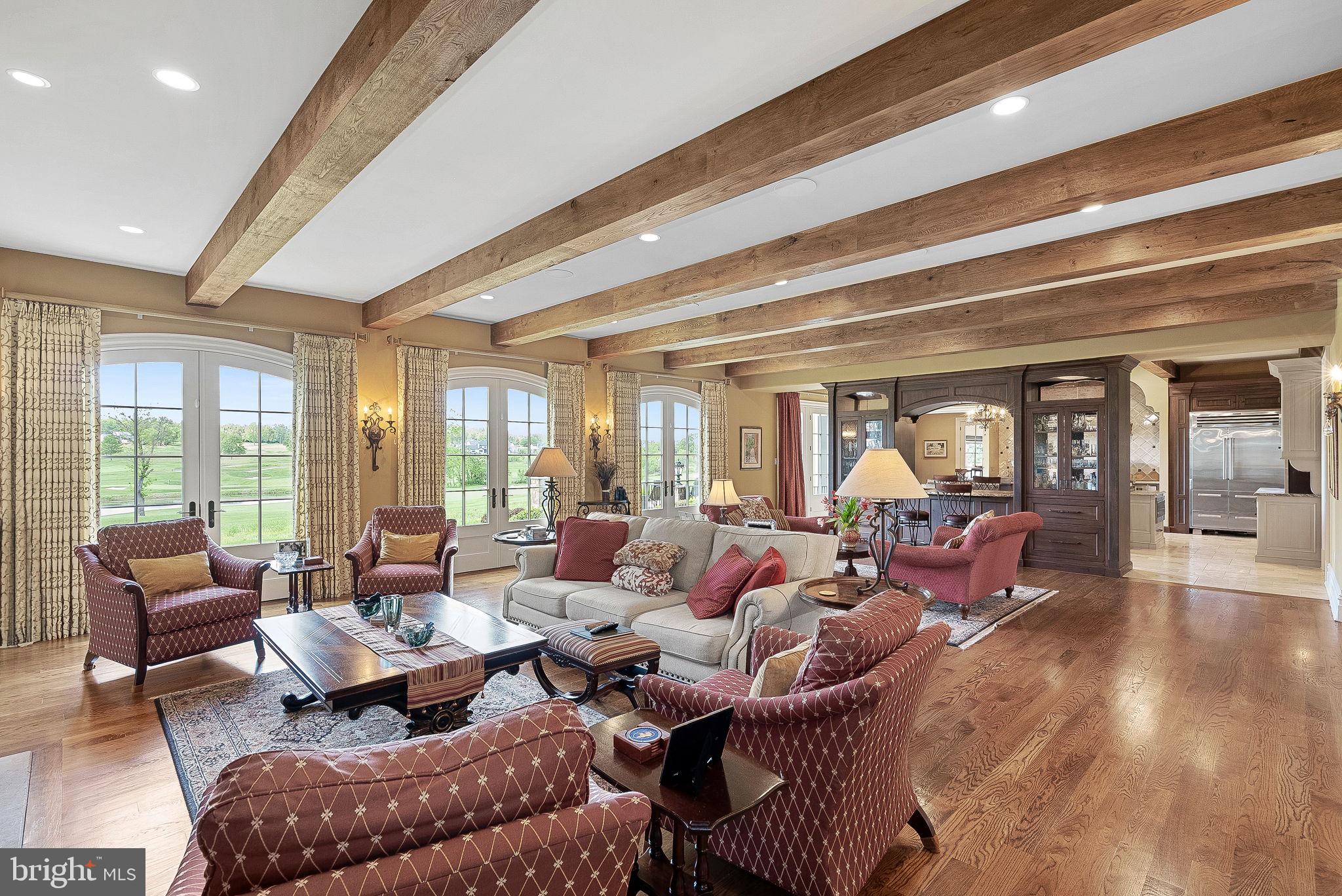 CREIGHTON FARMS - Residential