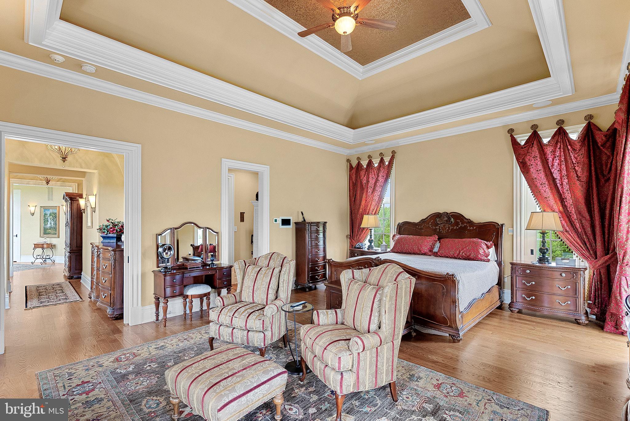 CREIGHTON FARMS - Residential