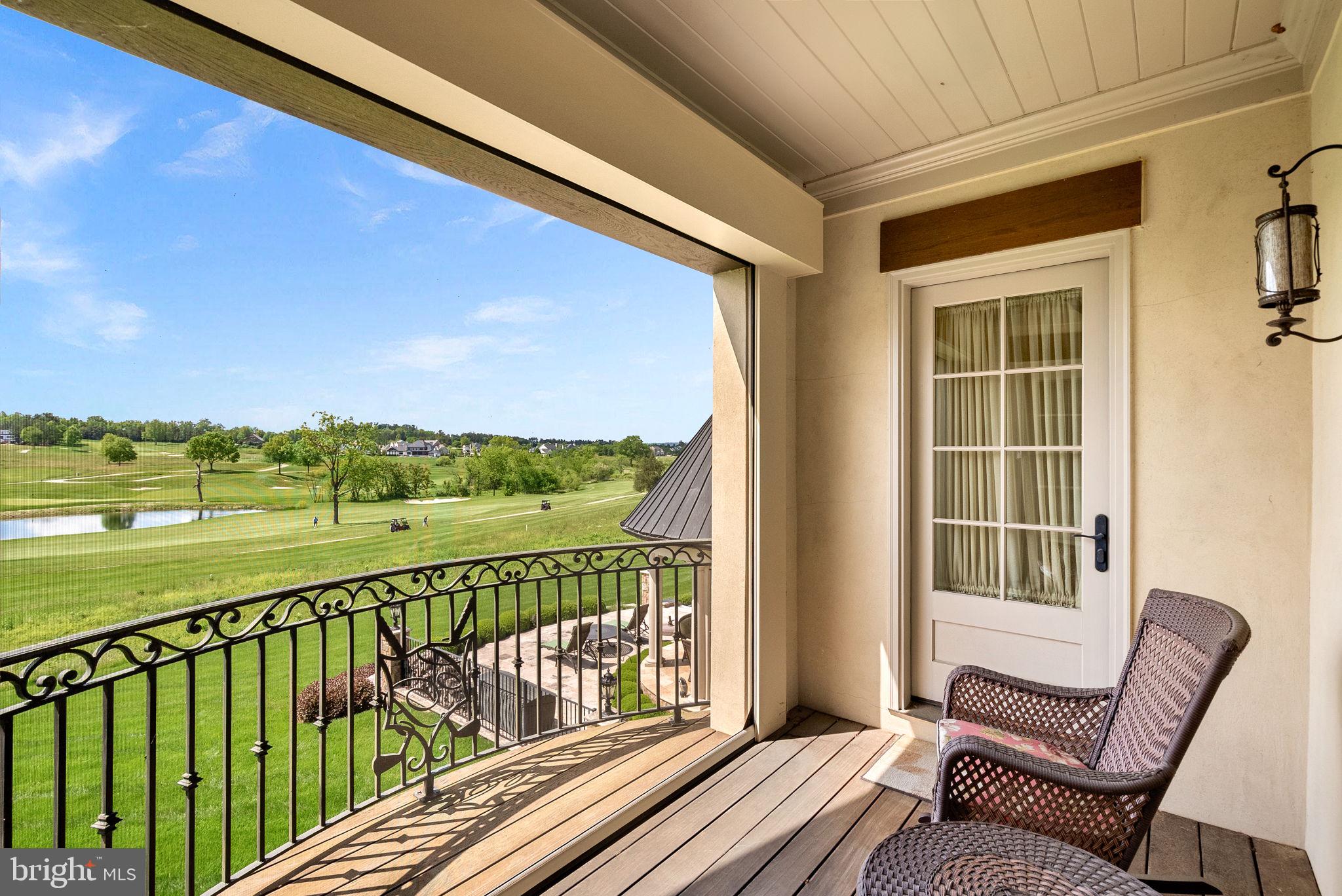 CREIGHTON FARMS - Residential