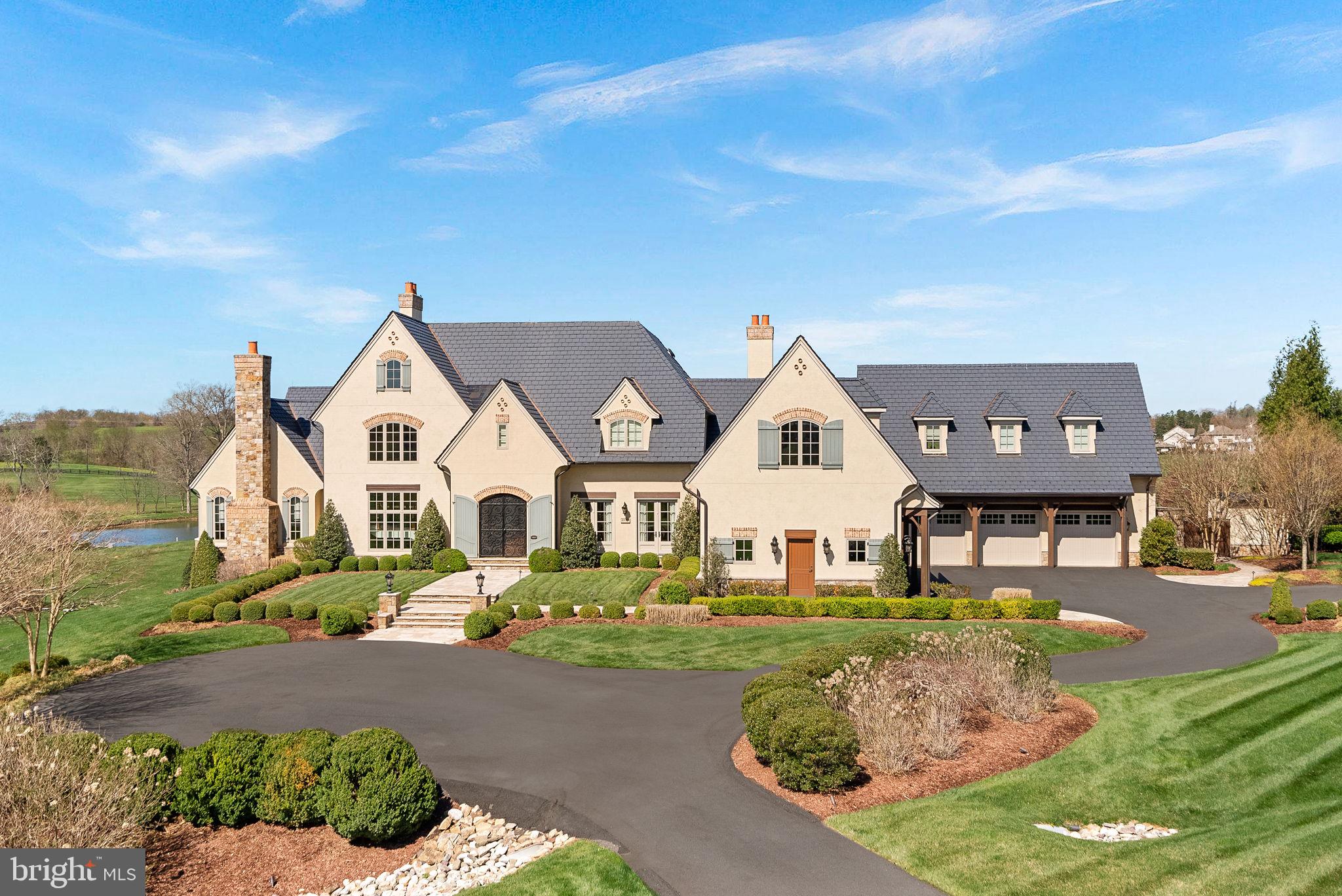 CREIGHTON FARMS - Residential