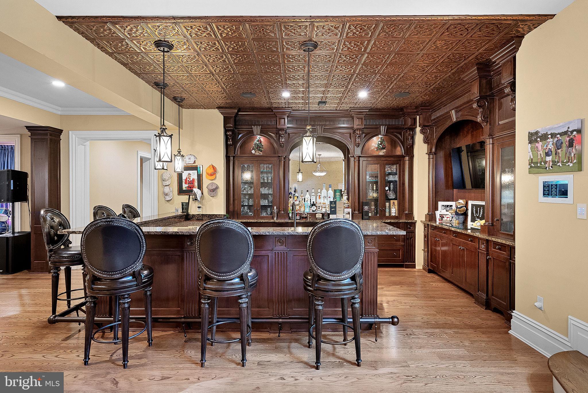 CREIGHTON FARMS - Residential