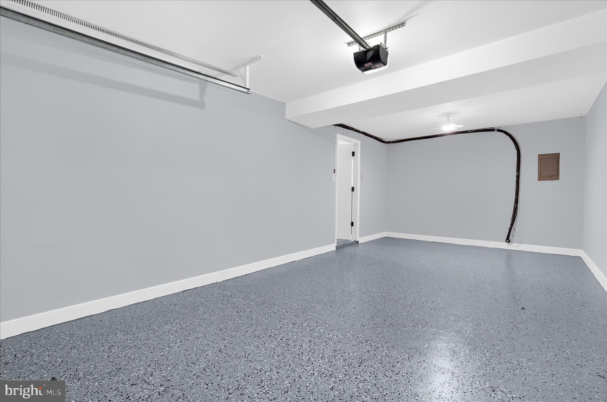 FOUR SEASONS ESTATES - Residential