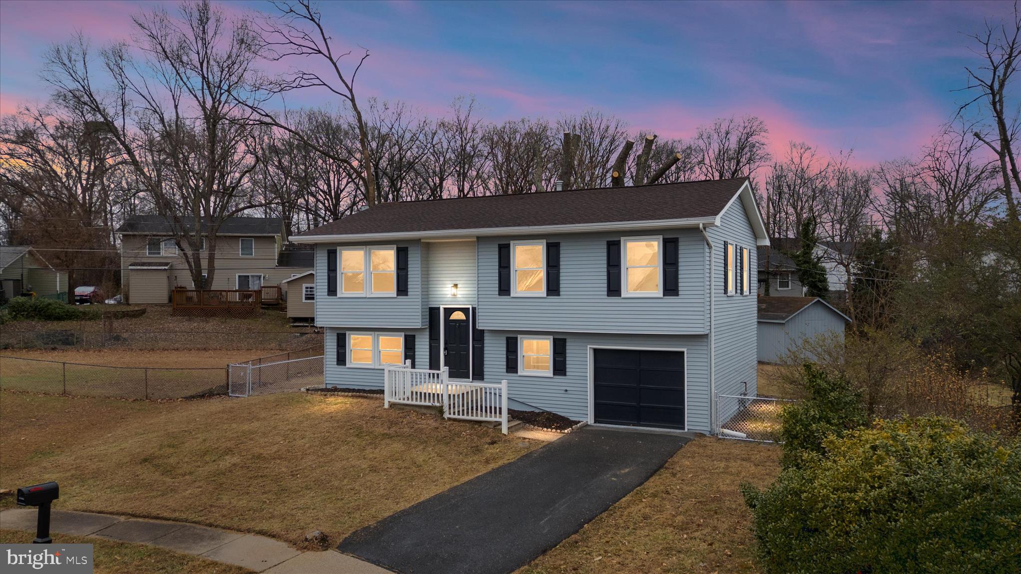 FOUR SEASONS ESTATES - Residential