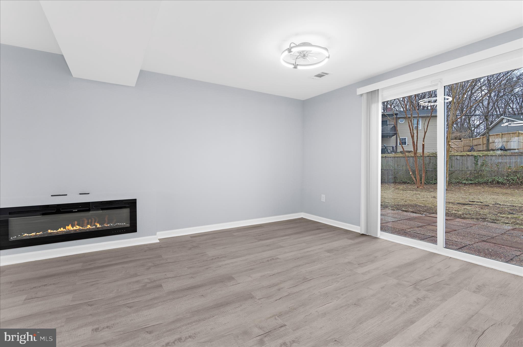 FOUR SEASONS ESTATES - Residential