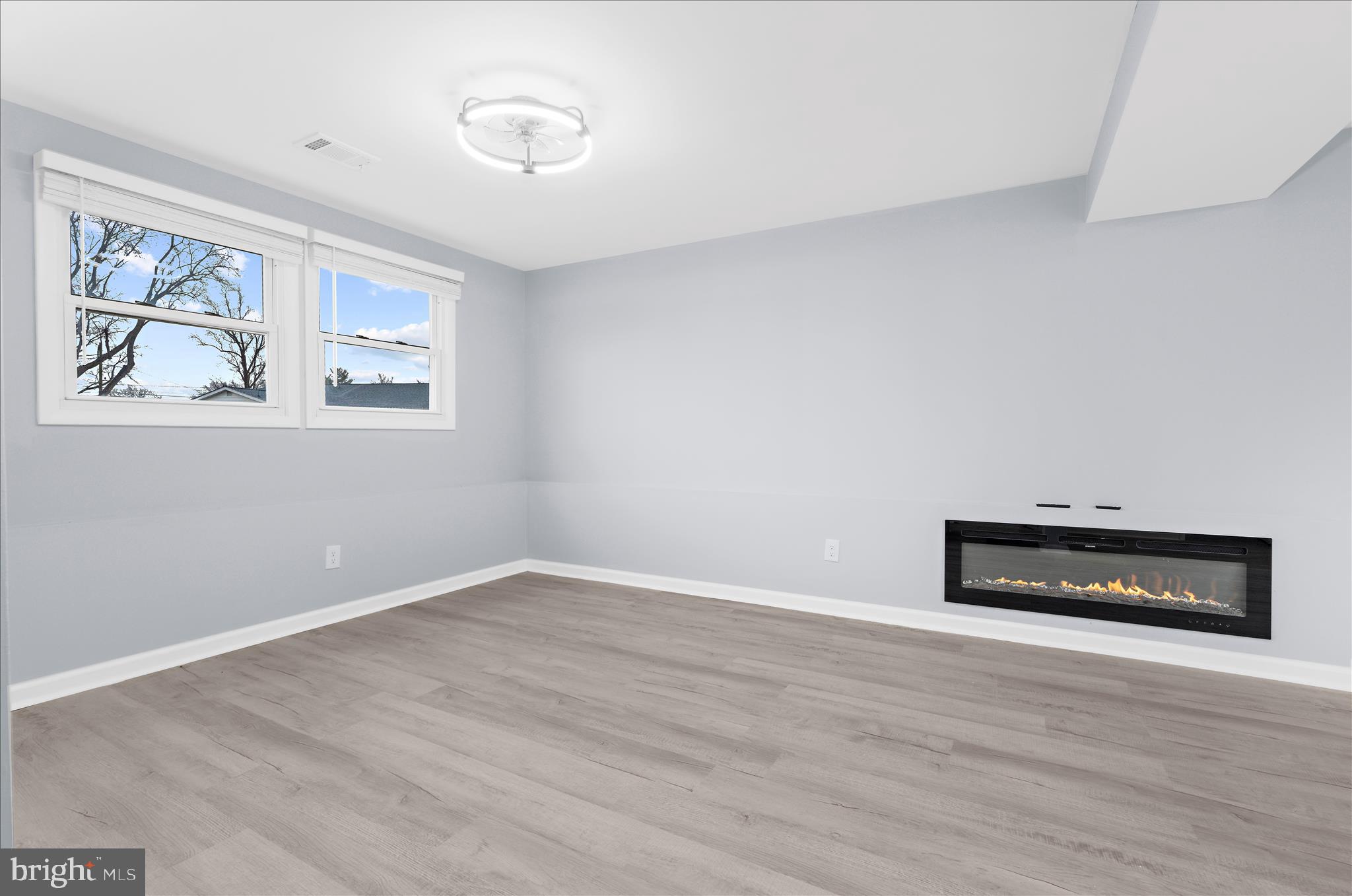 FOUR SEASONS ESTATES - Residential