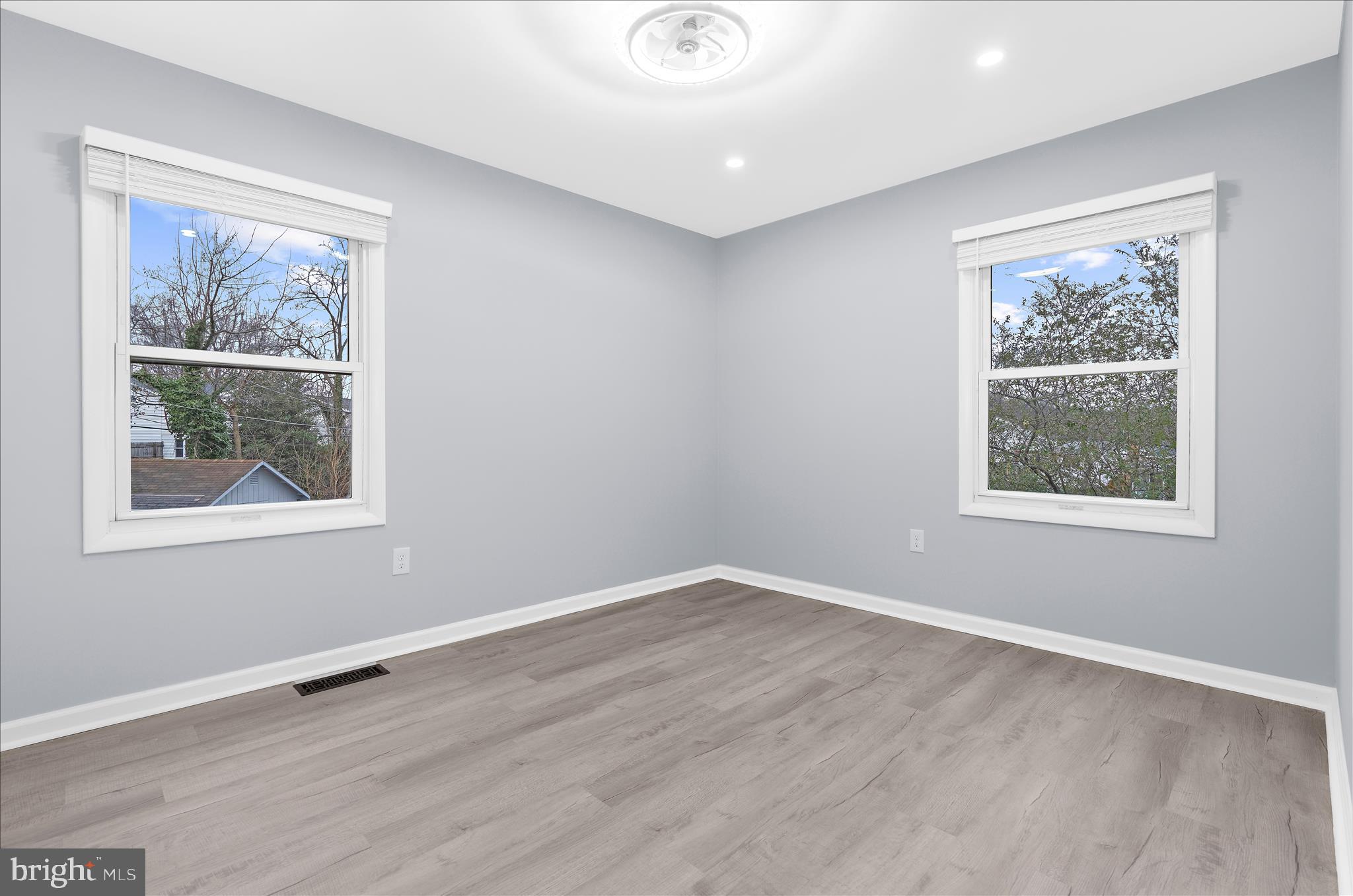 FOUR SEASONS ESTATES - Residential