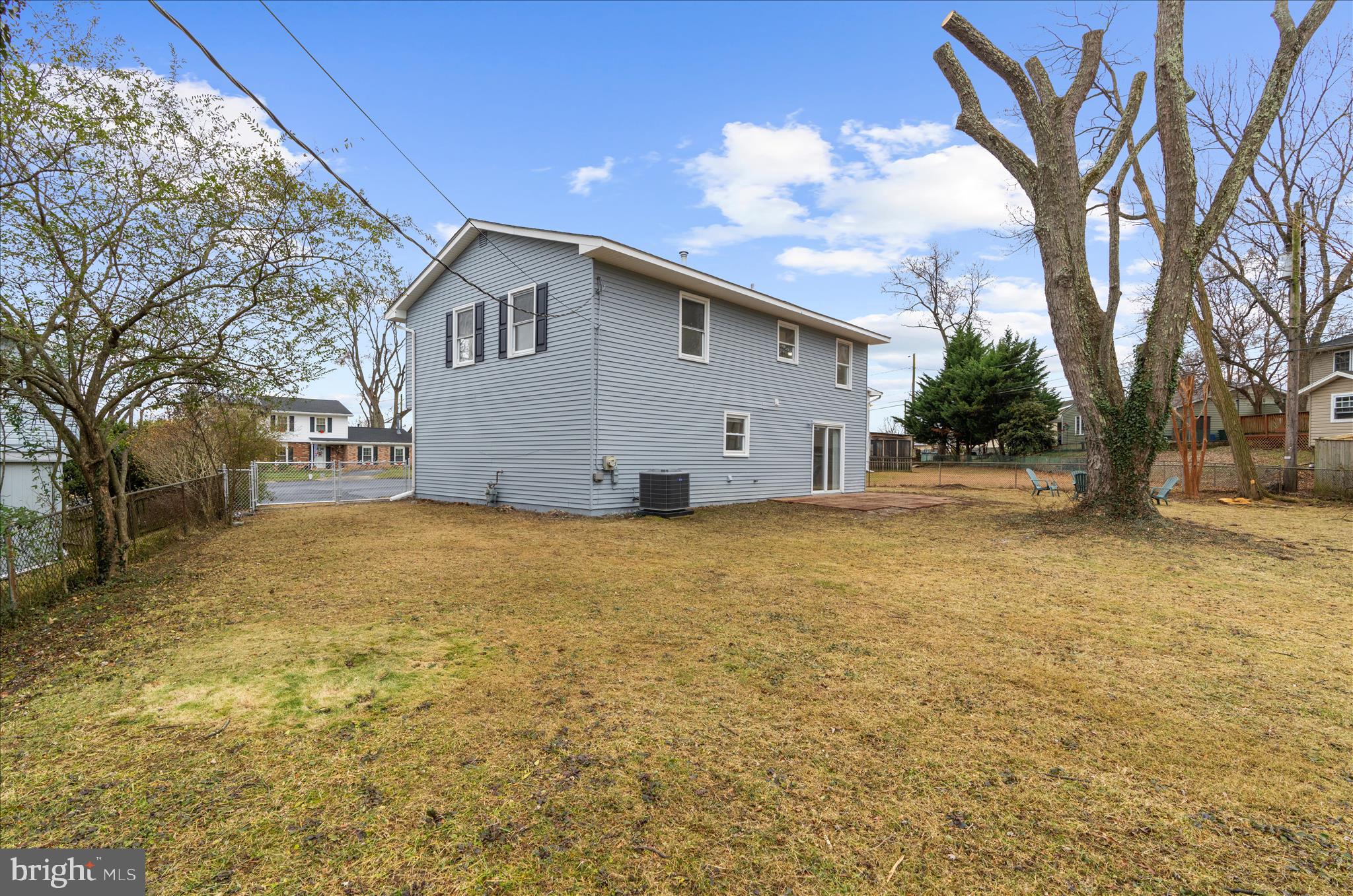 FOUR SEASONS ESTATES - Residential