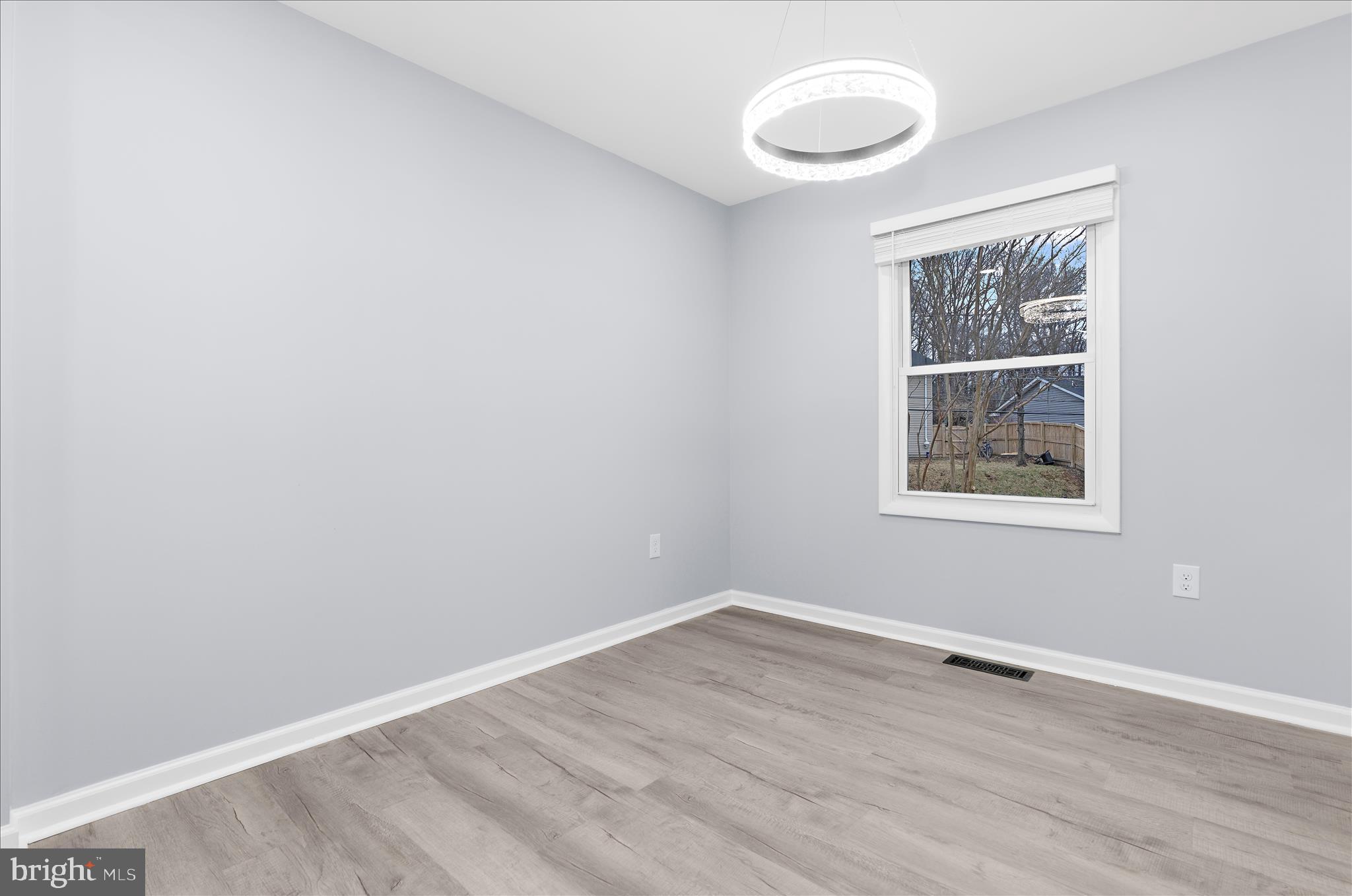 FOUR SEASONS ESTATES - Residential