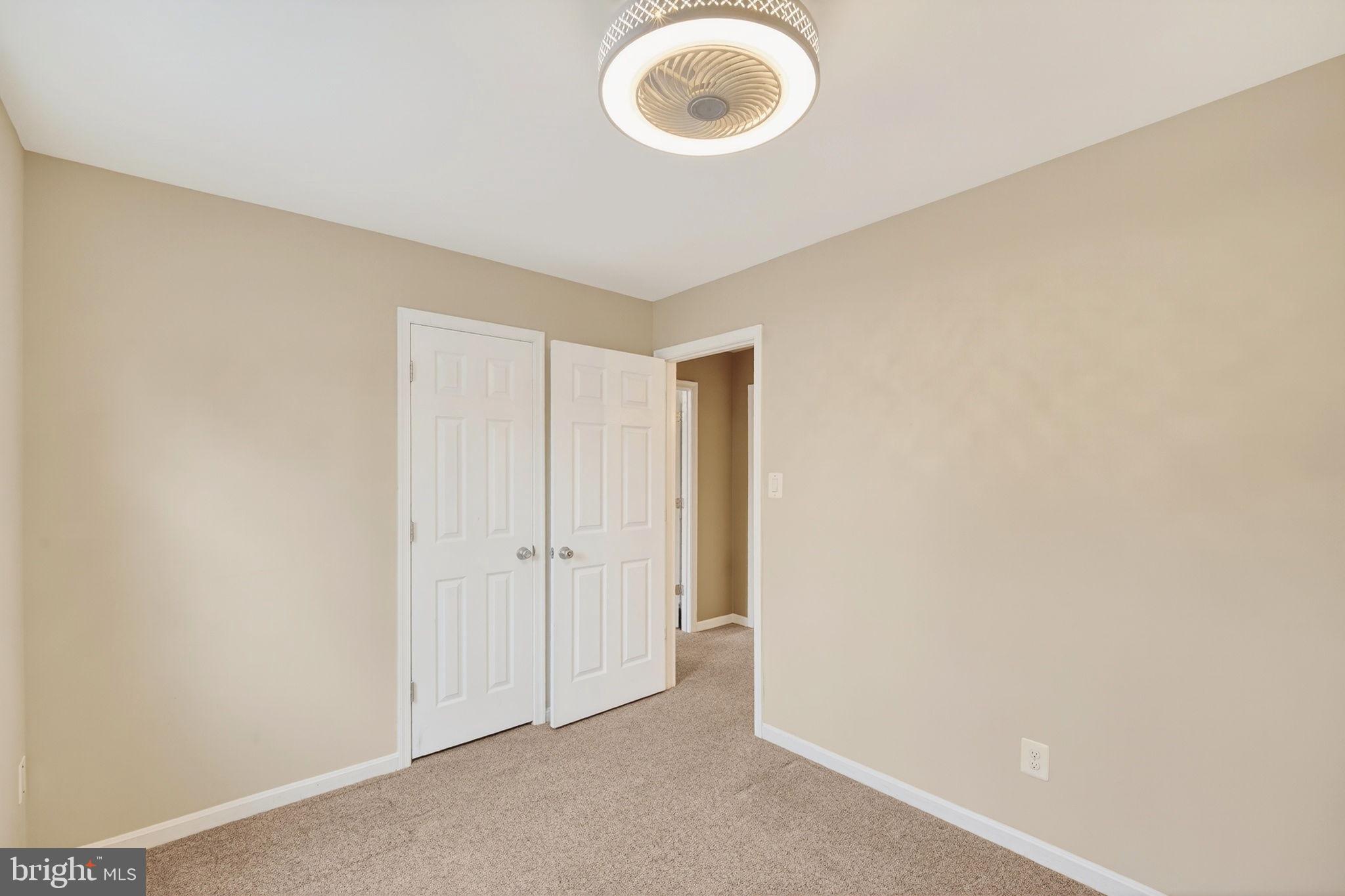 LEIGH WOODS - Residential