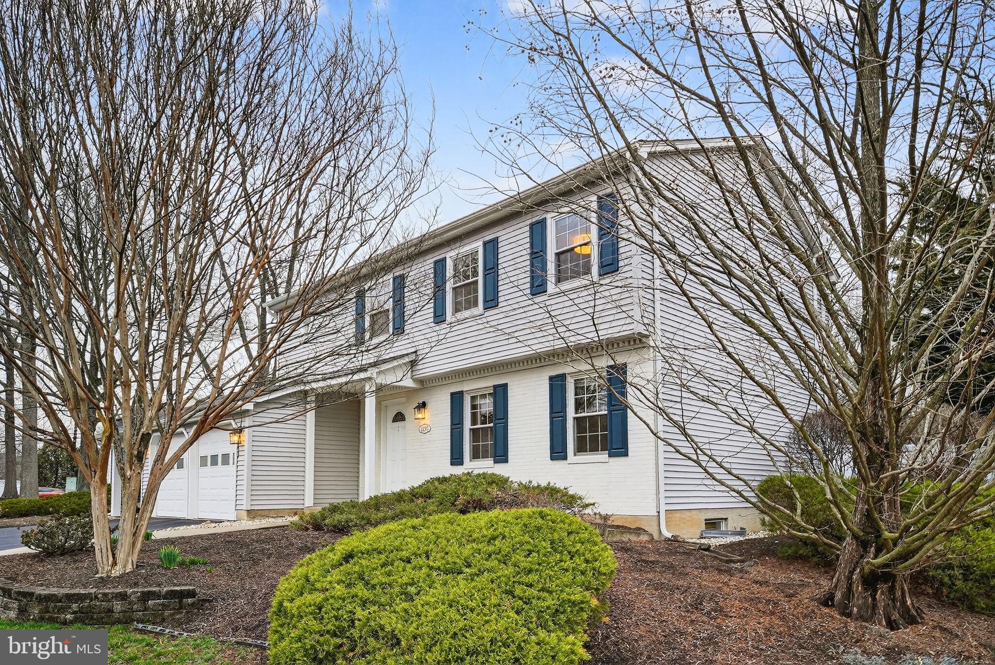 LEIGH WOODS - Residential