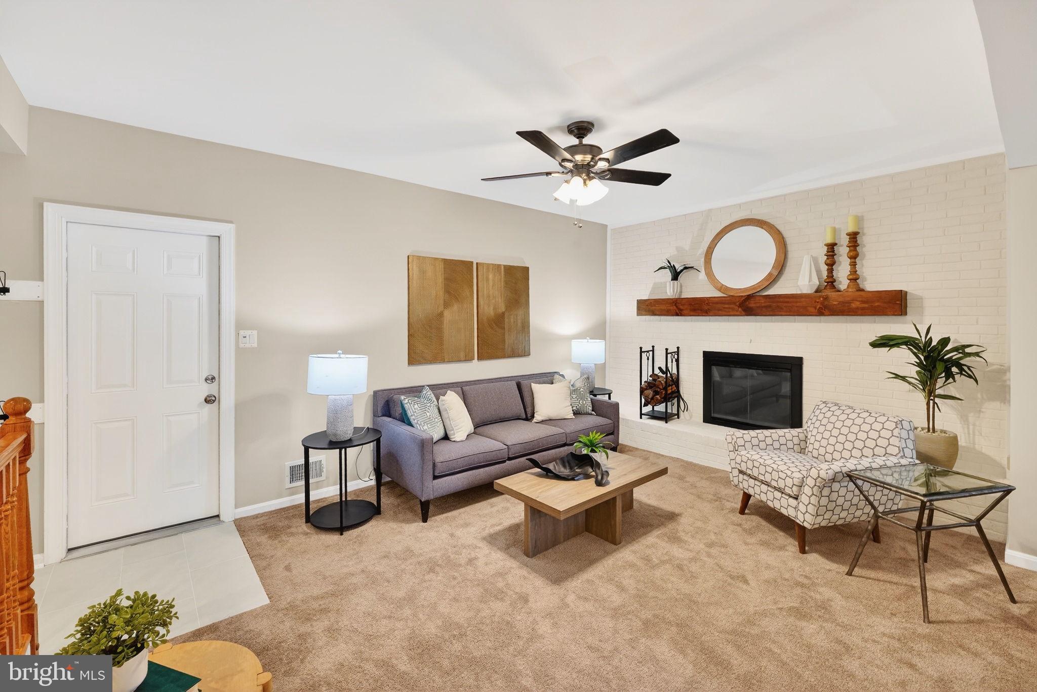 LEIGH WOODS - Residential