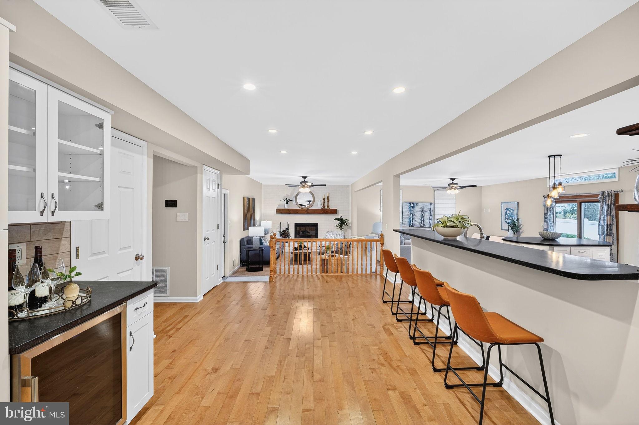 LEIGH WOODS - Residential