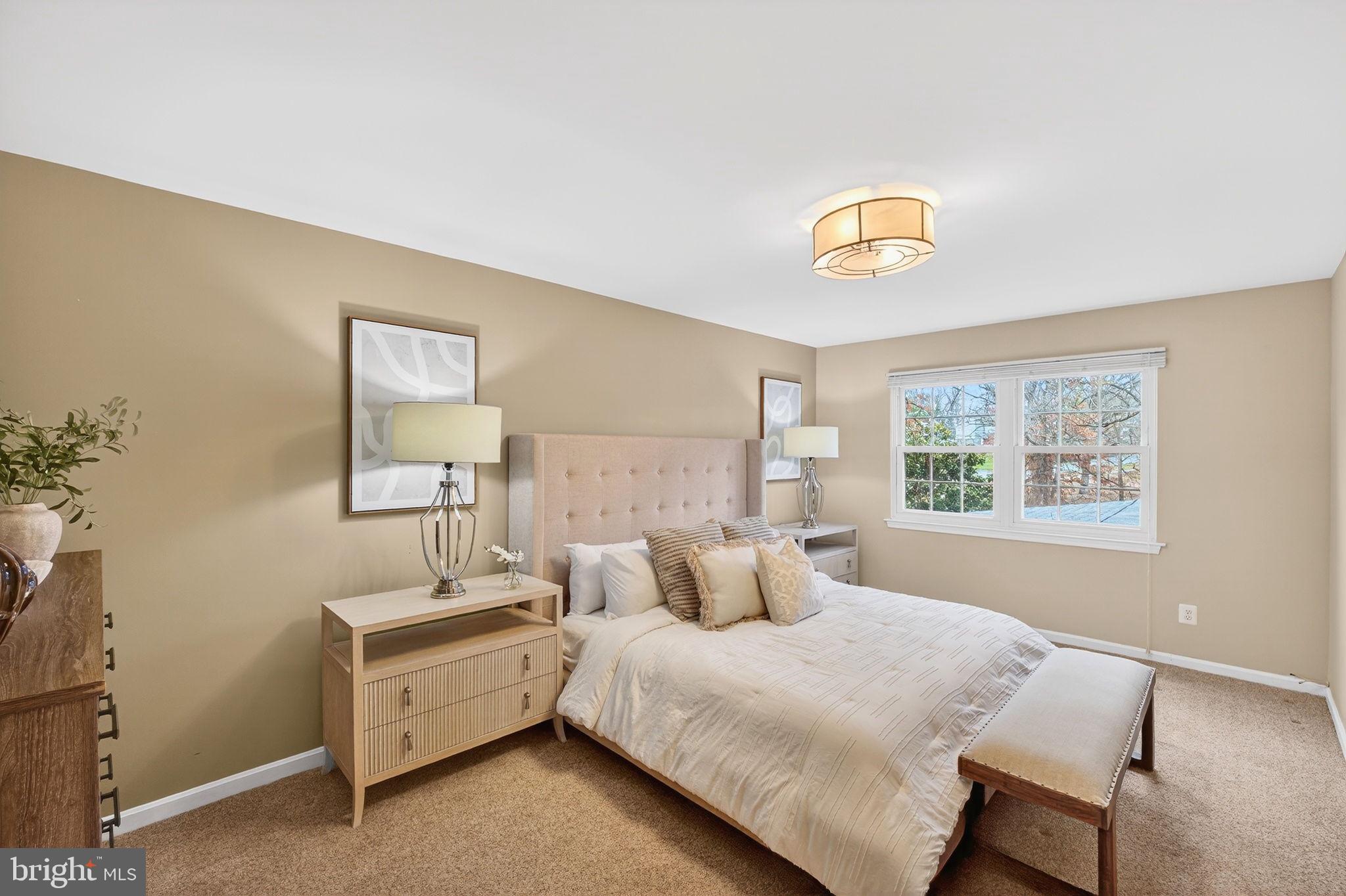 LEIGH WOODS - Residential