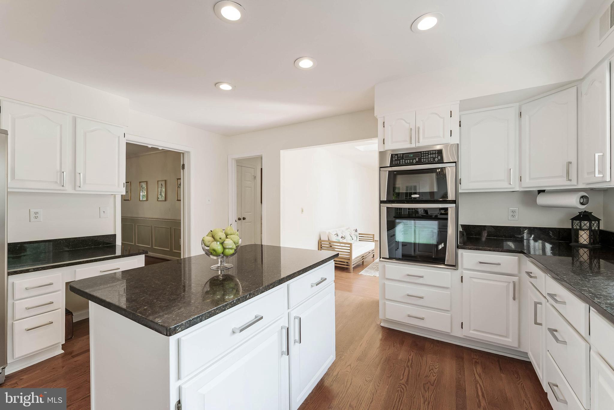 POTOMAC OUTSIDE - Residential