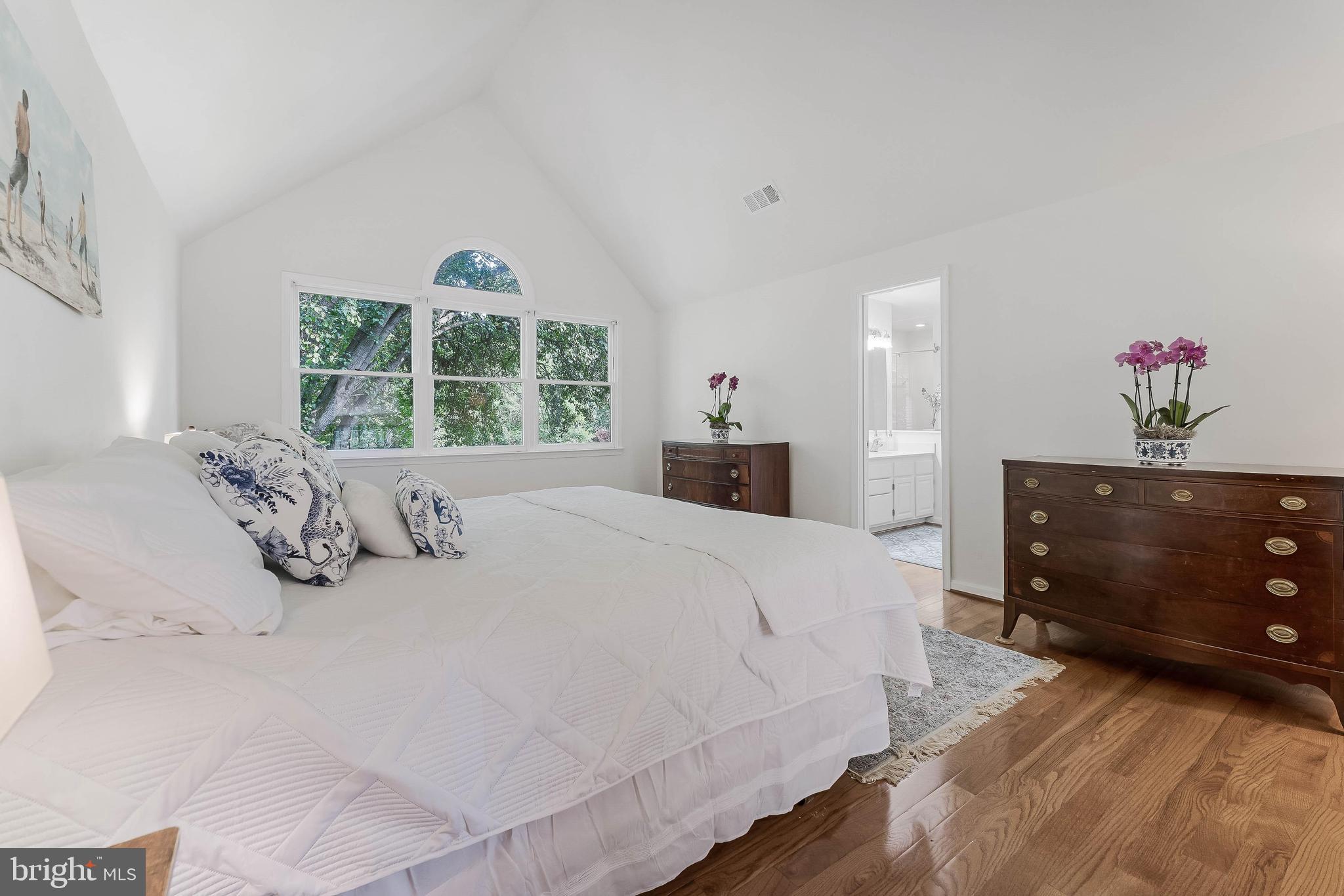 POTOMAC OUTSIDE - Residential