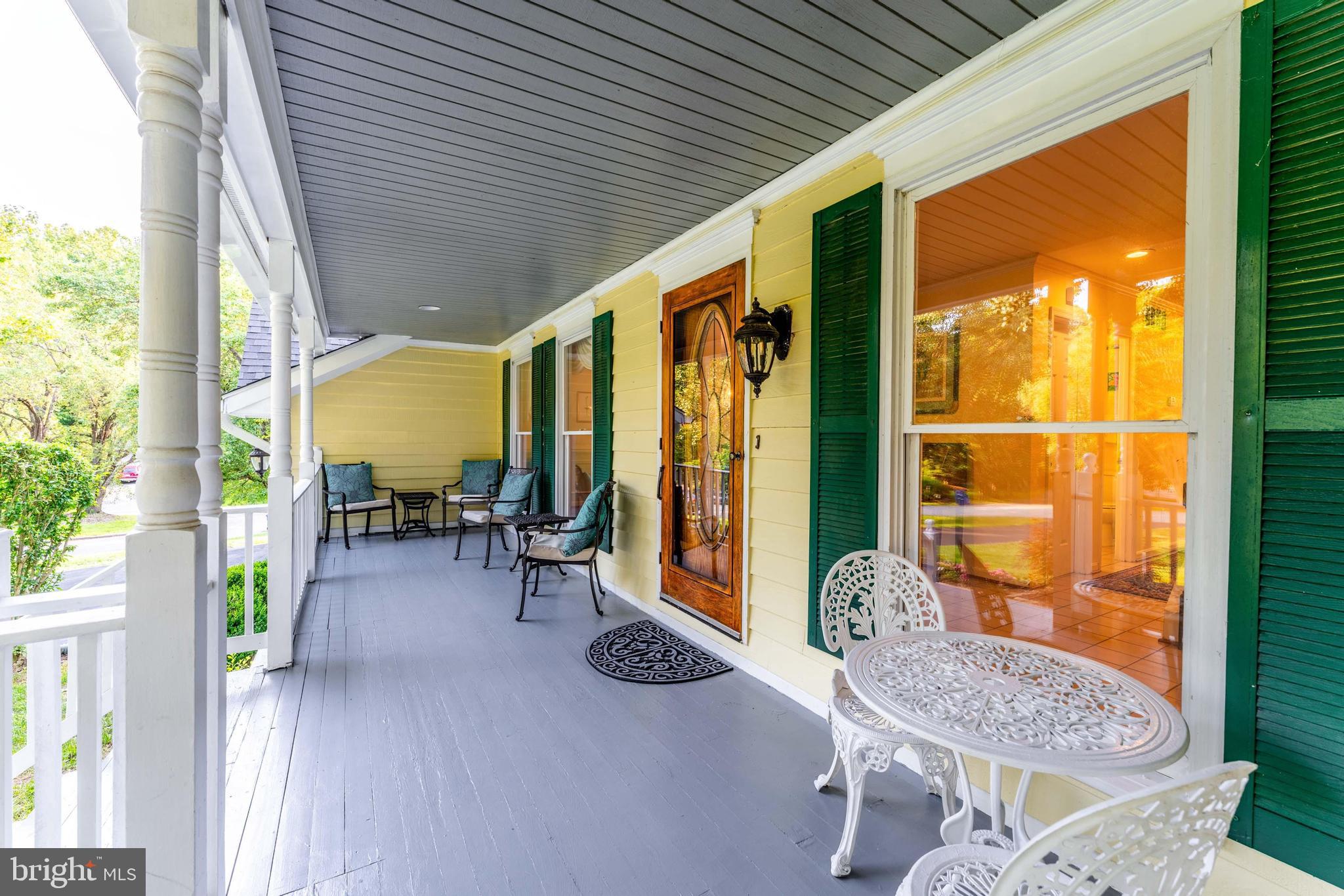 POTOMAC OUTSIDE - Residential