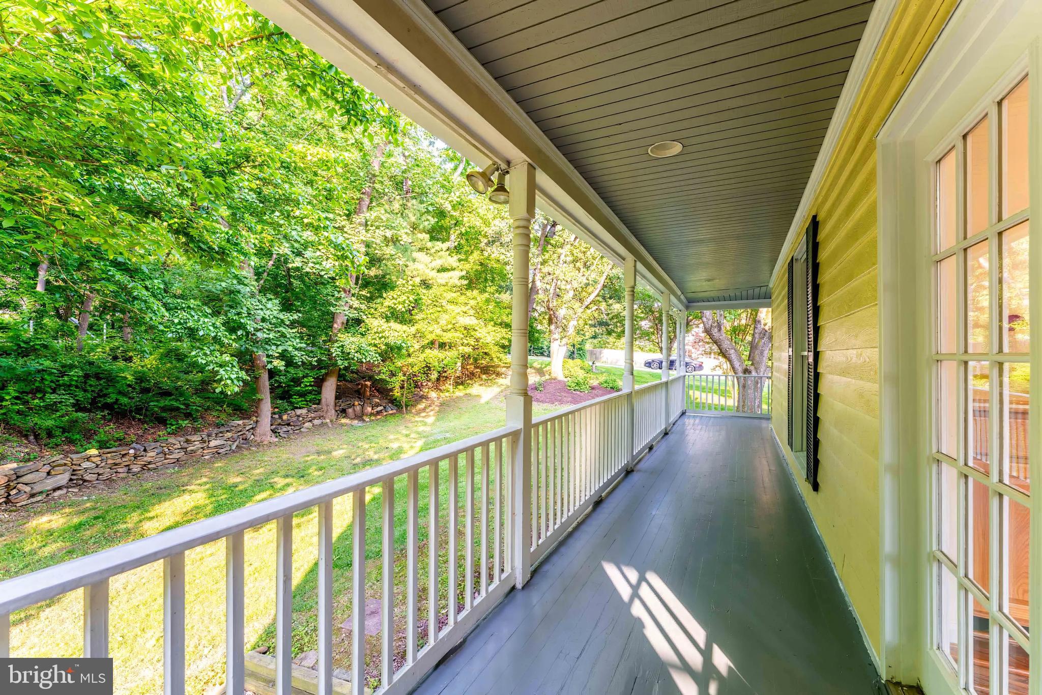 POTOMAC OUTSIDE - Residential