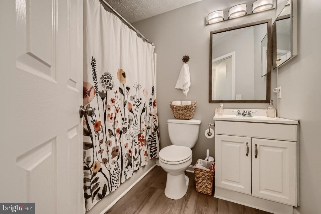 GREENWOOD ACRES - Residential