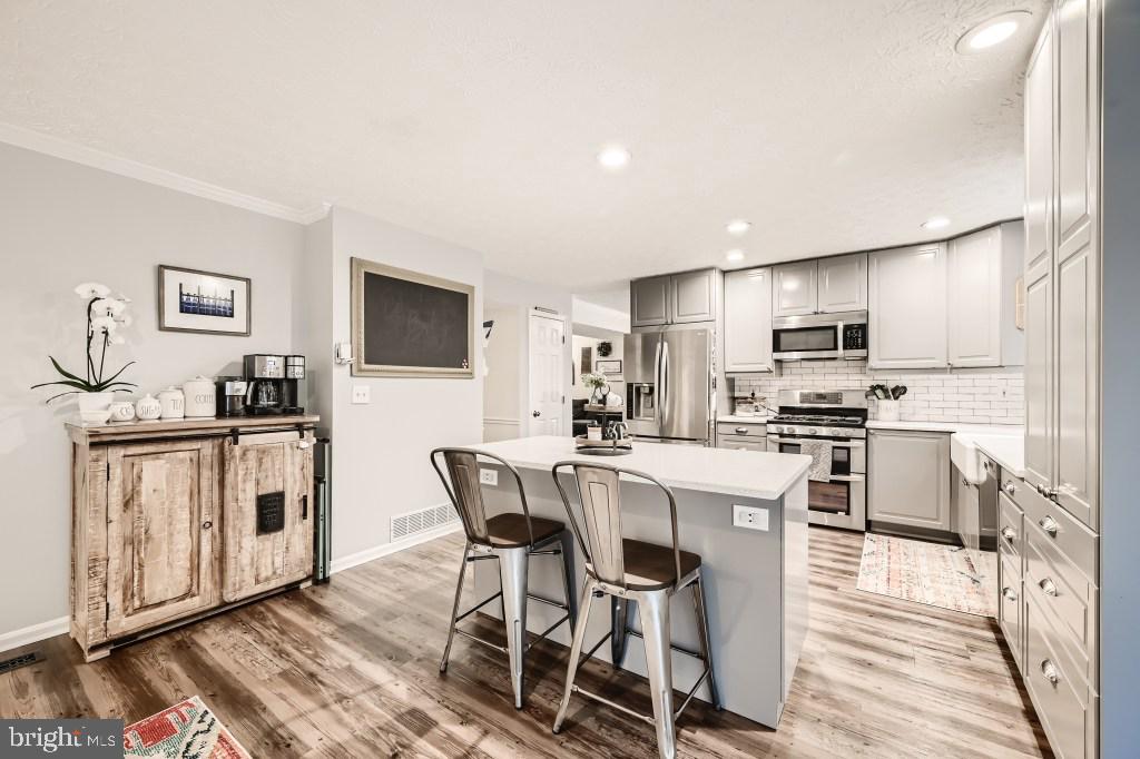 GREENWOOD ACRES - Residential